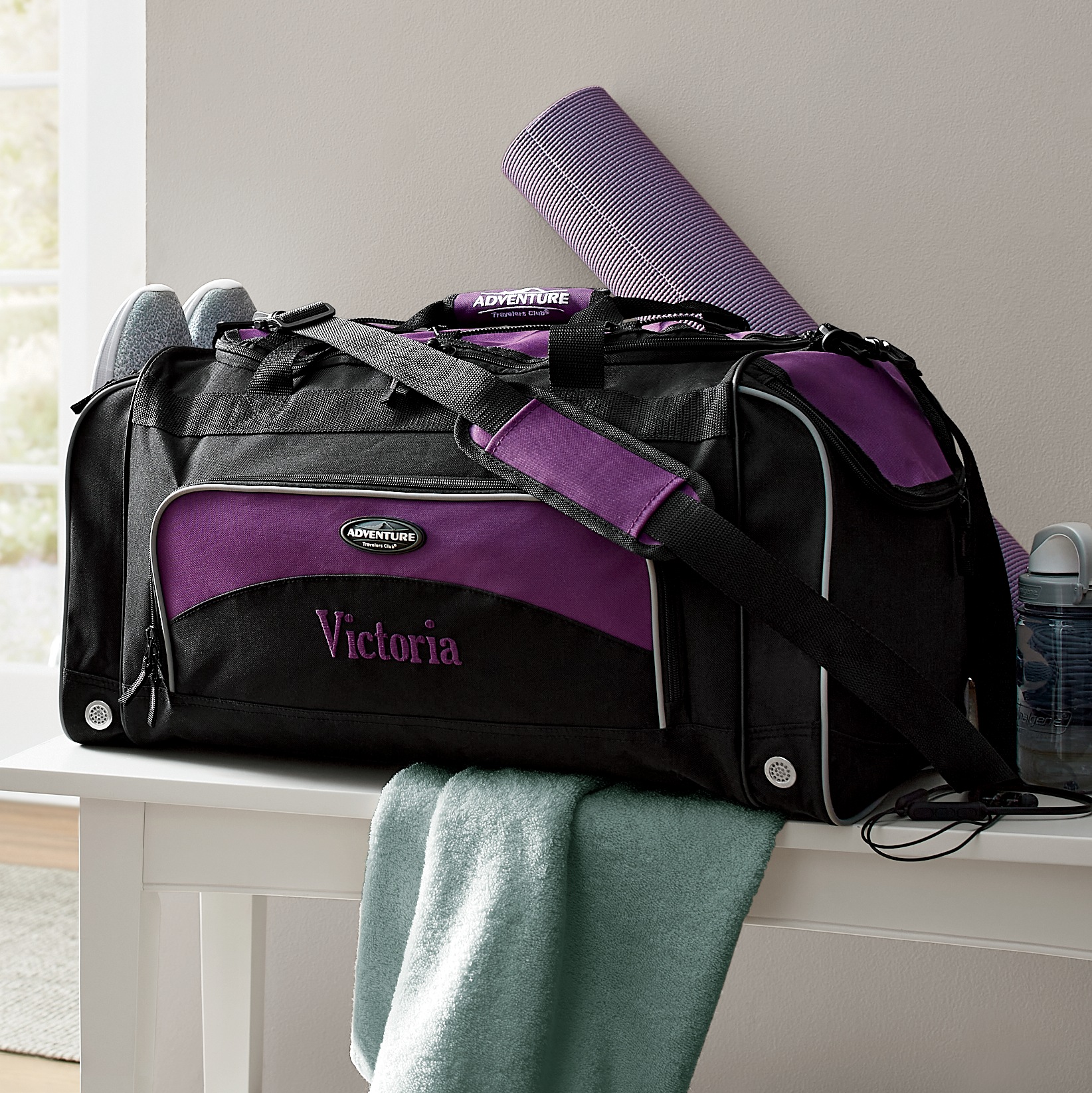 Personalized Duffel Bag with Shoe Pocket and Lockable Zips 11 Personalized Duffel Bag with Shoe Pocket and Lockable Zips