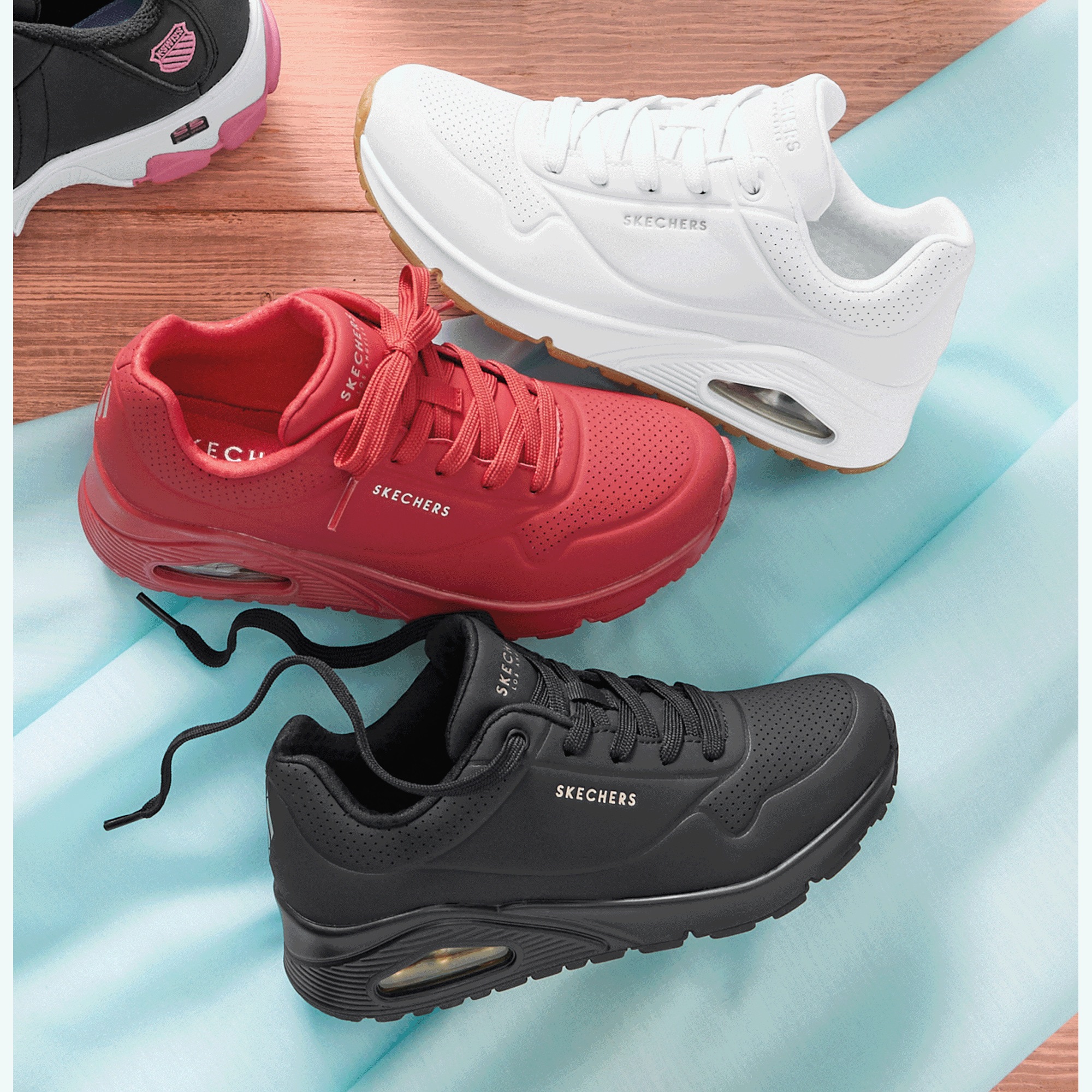 Skechers Women's Uno Stand-On-Air Lace-Up