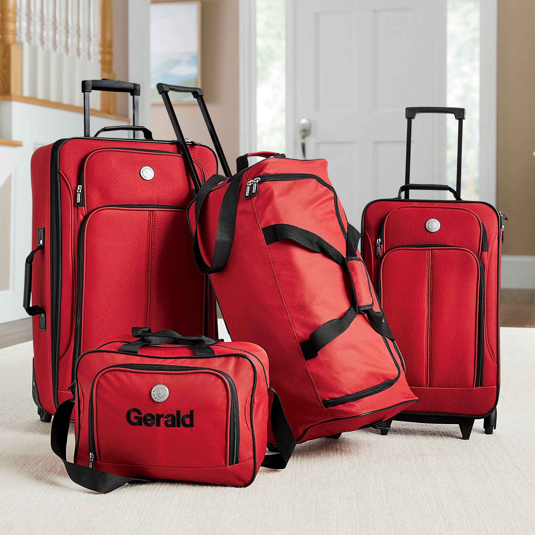 Travelers Club 4-Piece Travel Luggage Set 3 Travelers Club 4-Piece Travel Luggage Set