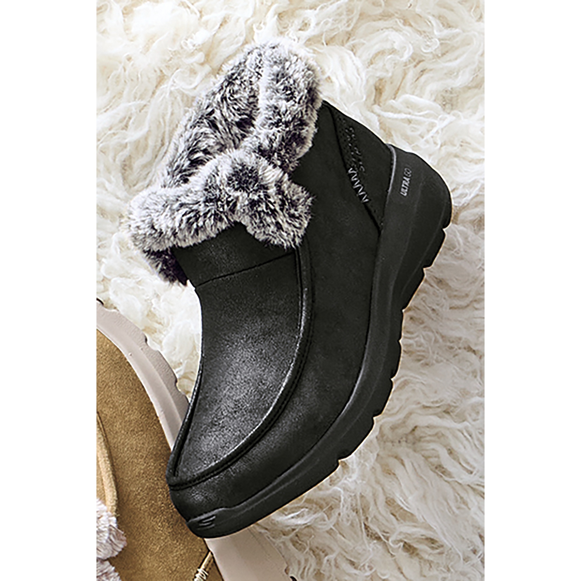 Skechers Slip-Ins Glacial Ultra Chugga Boot