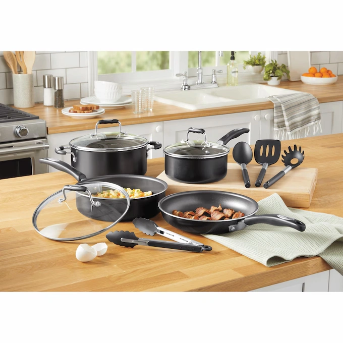 Cuisinart 11-Piece Nonstick Cookware Set 1 Cuisinart 11-Piece Nonstick Cookware Set