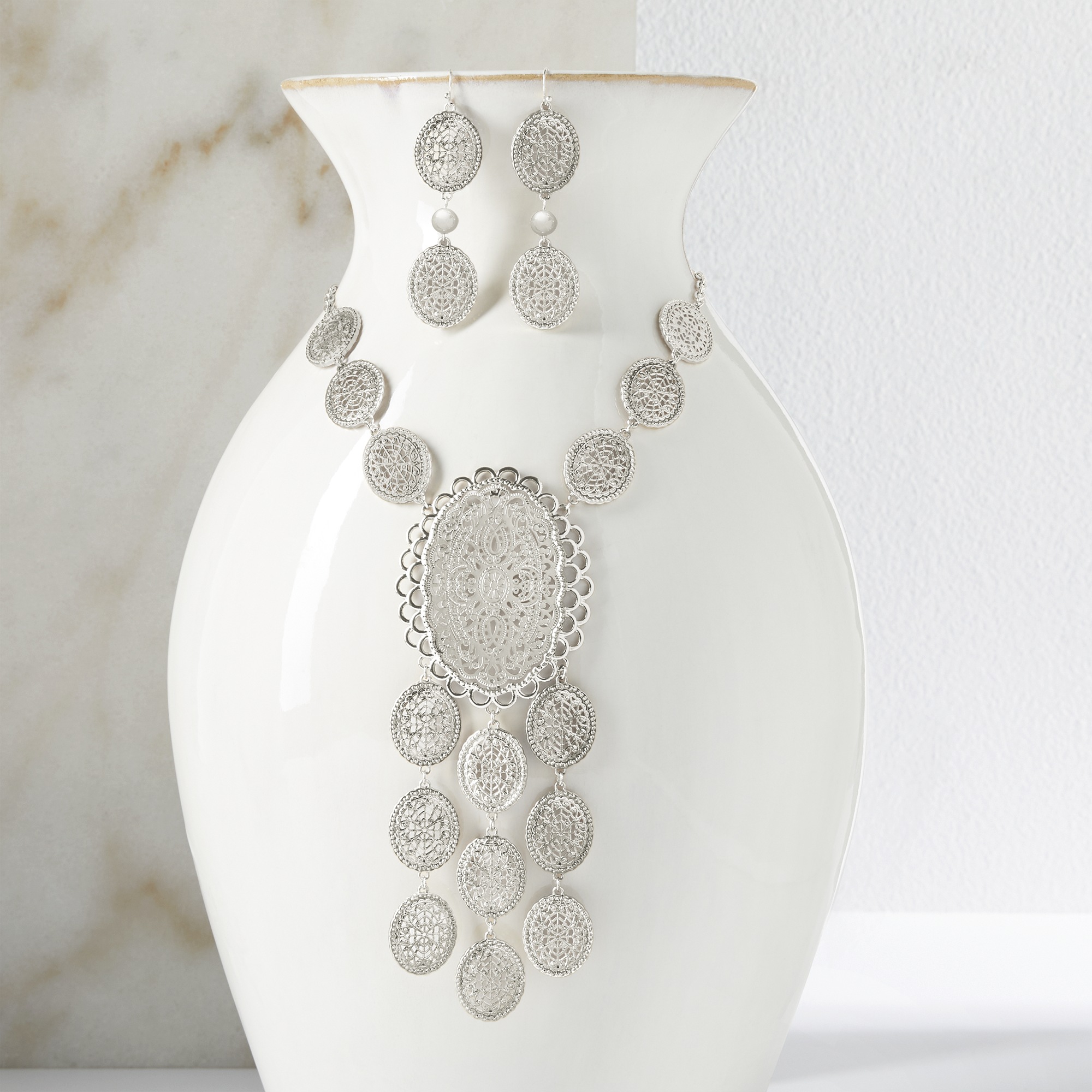 Metallic Lace Ovals Necklace & Earring Set