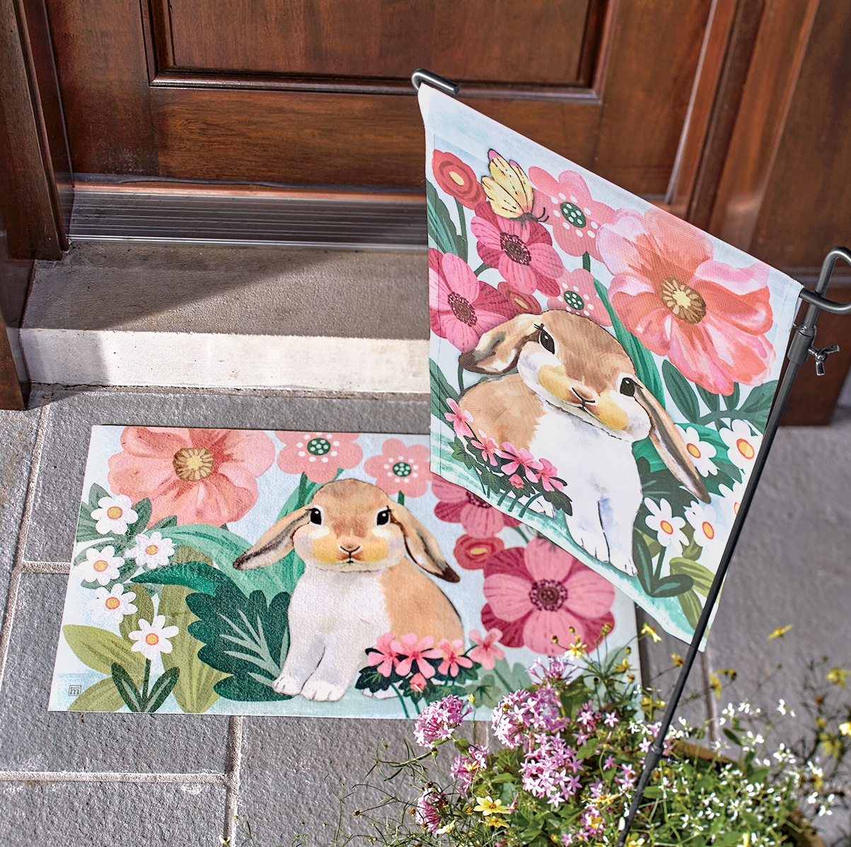 Bunny Love Flag and Mat
