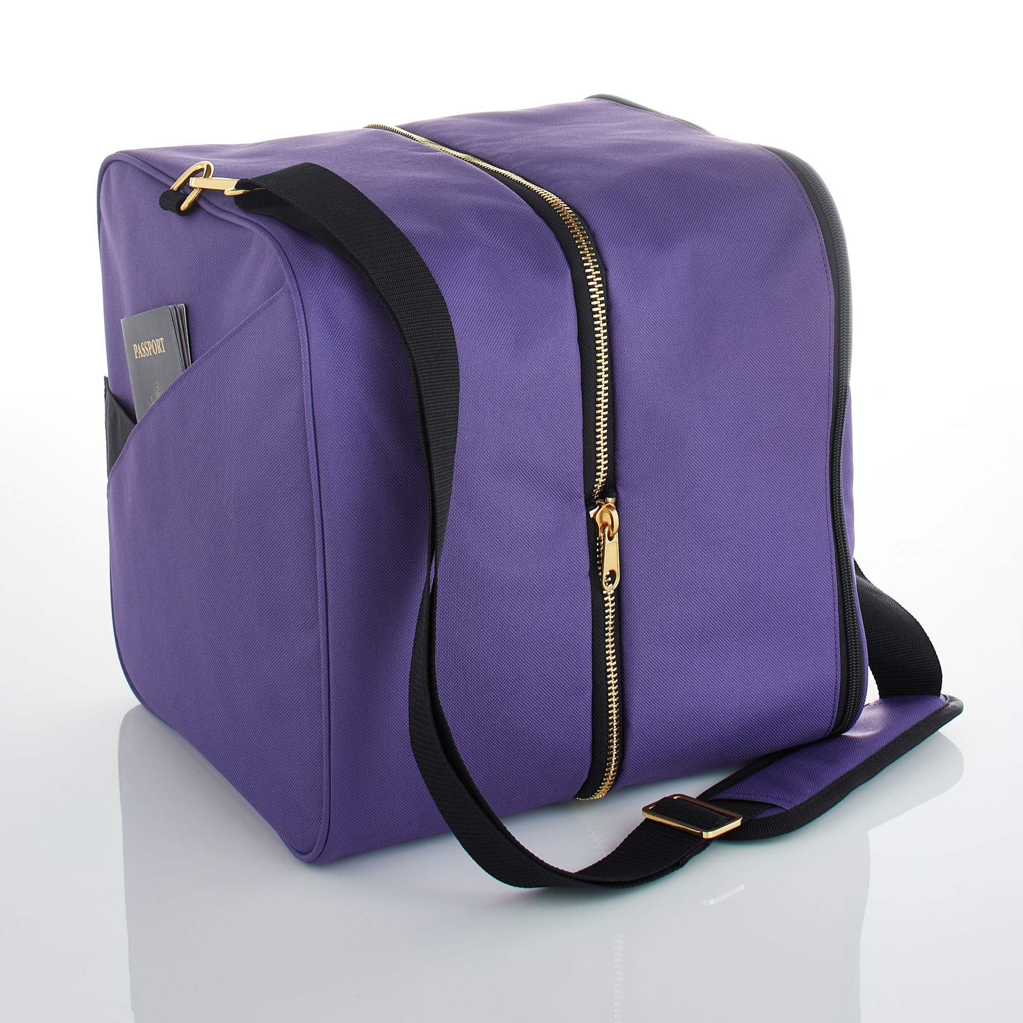 Versatile Multi-Compartment Duffel 4 Versatile Multi-Compartment Duffel