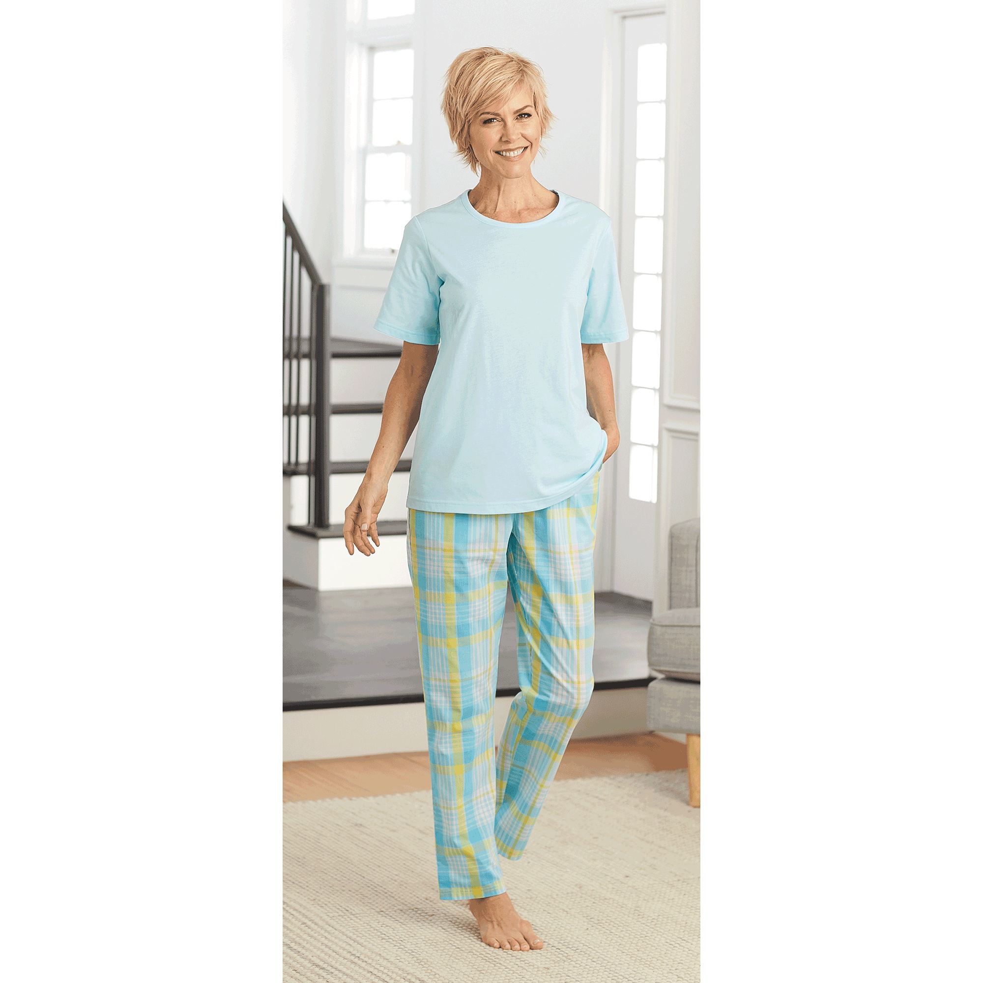 Solid/Plaid PJ Set 4 Solid/Plaid PJ Set