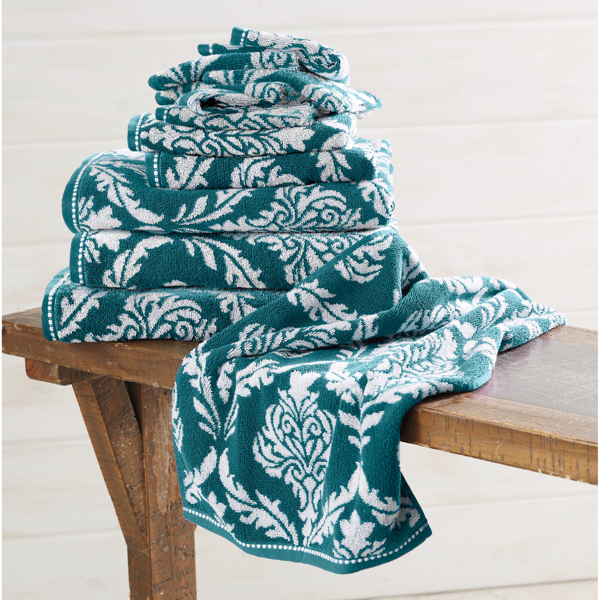 Serene Fleur De Lis 12-Piece Towel Set