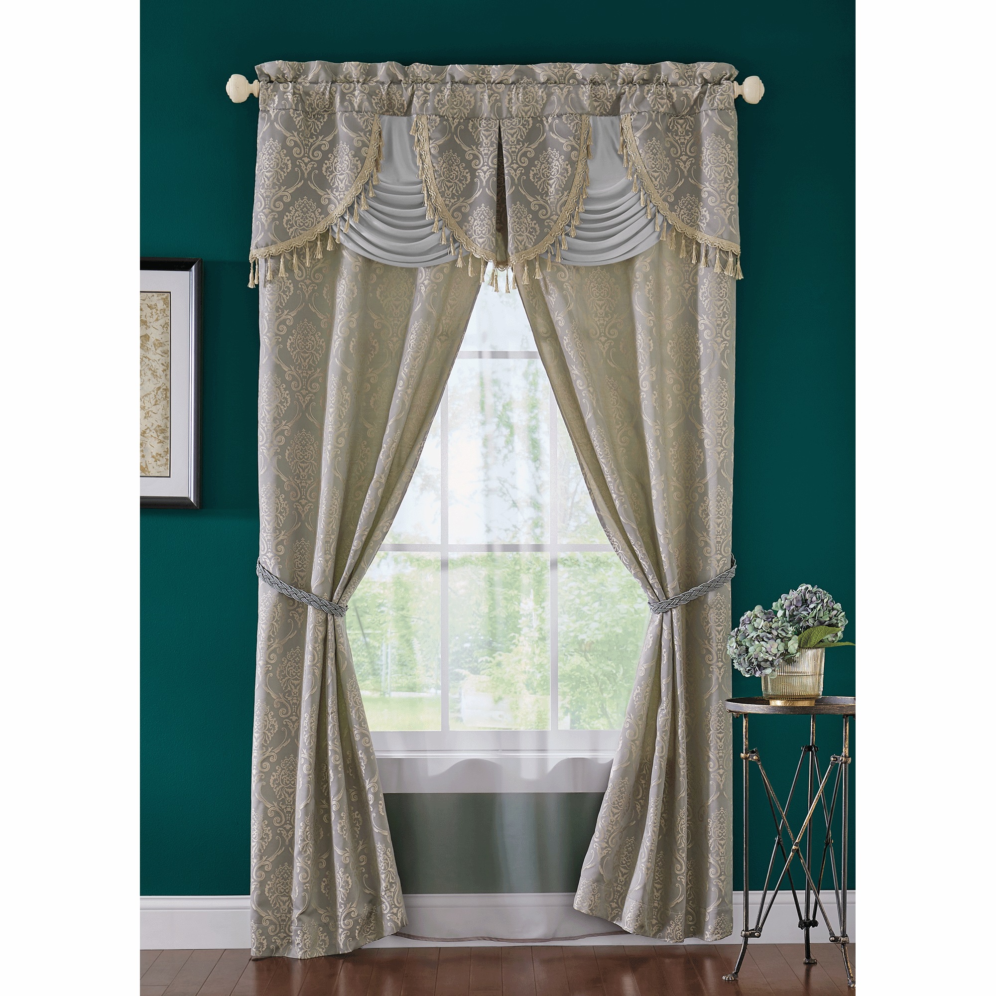 Alicia Window Set