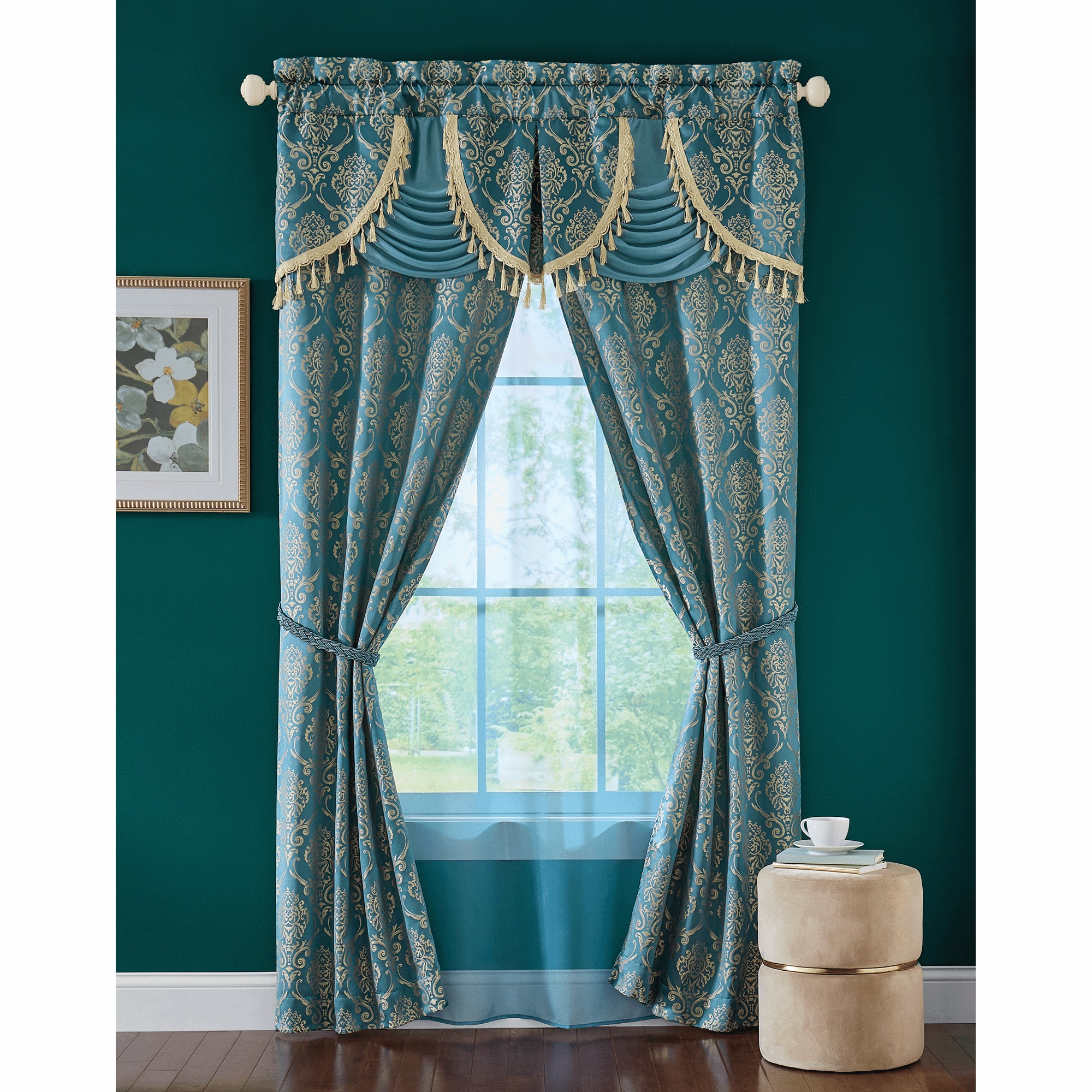 Alicia Window Set