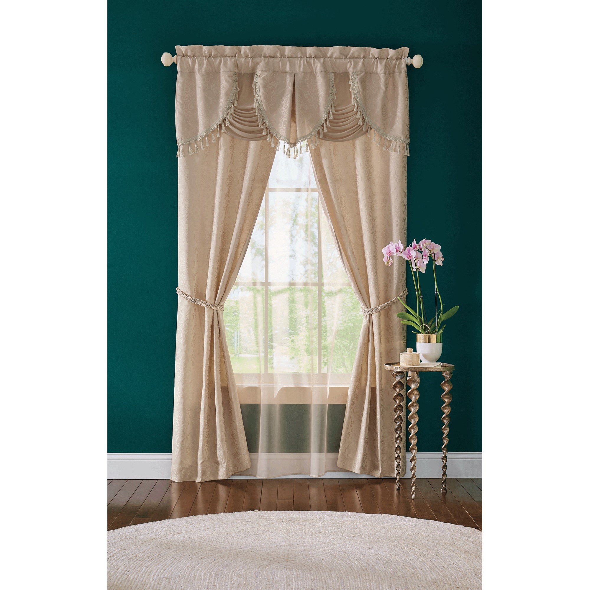 Alicia Window Set