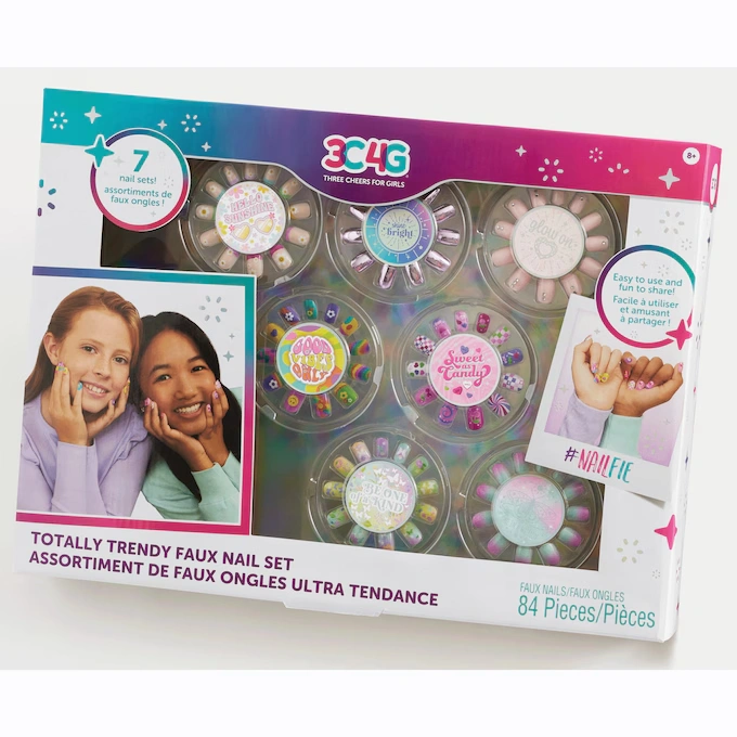 Totally Trendy Faux-Nail Set