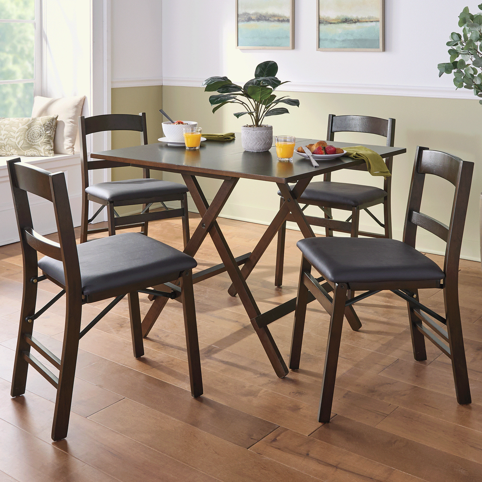 Set of 4 Jette Folding Chairs 2 Set of 4 Jette Folding Chairs