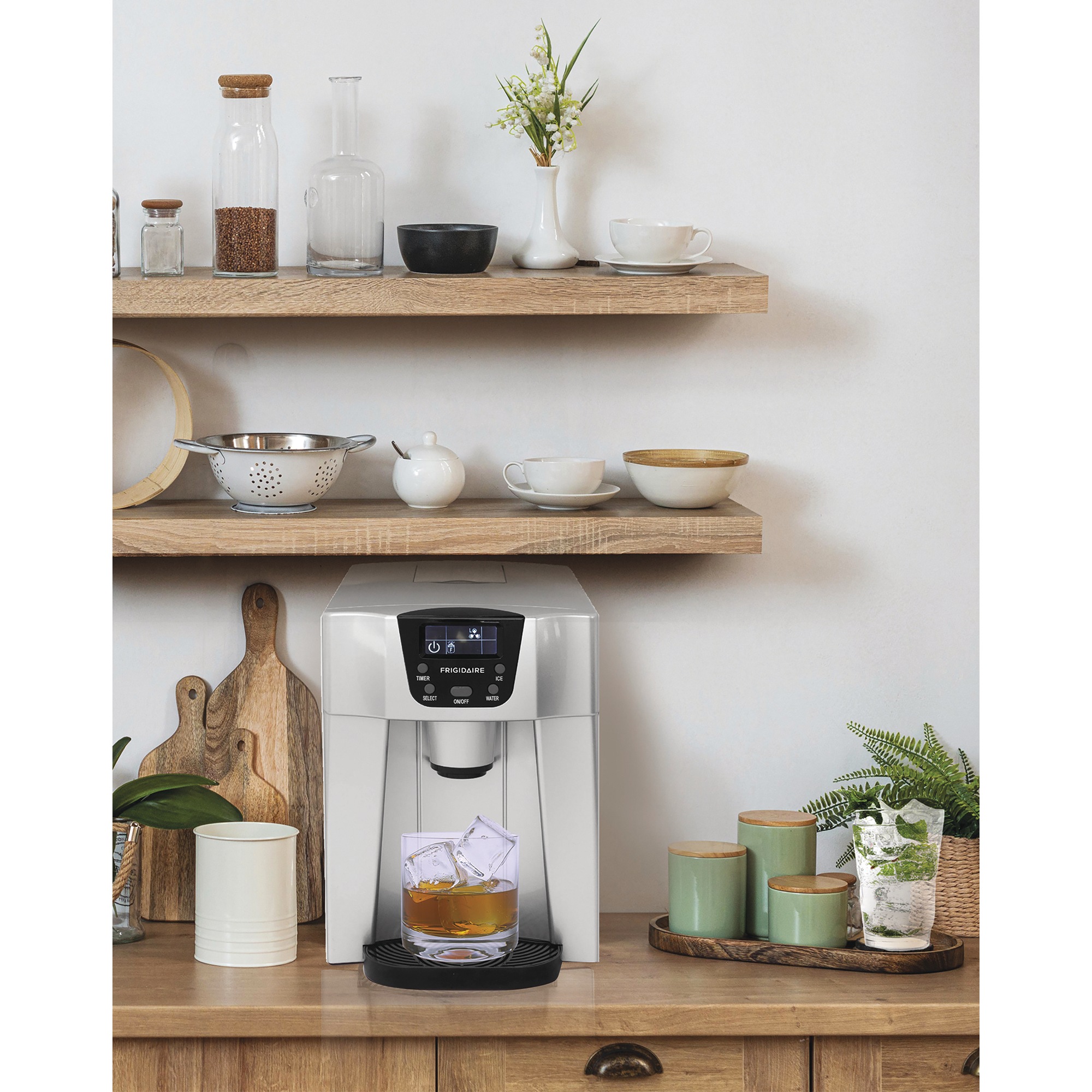 Frigidaire 2-in-1 Ice Maker & Water Dispenser