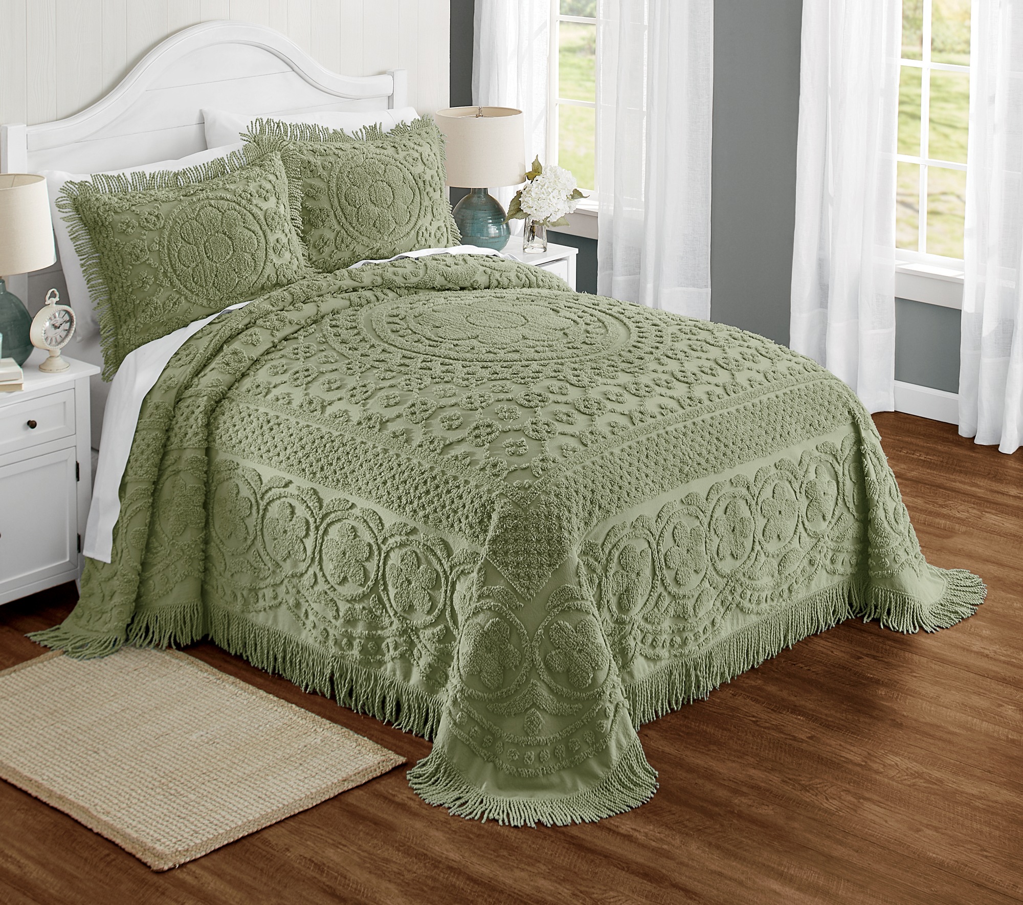 Emily Tufted Floral Cotton Chenille with Fringe Trim Bedspread & Sham