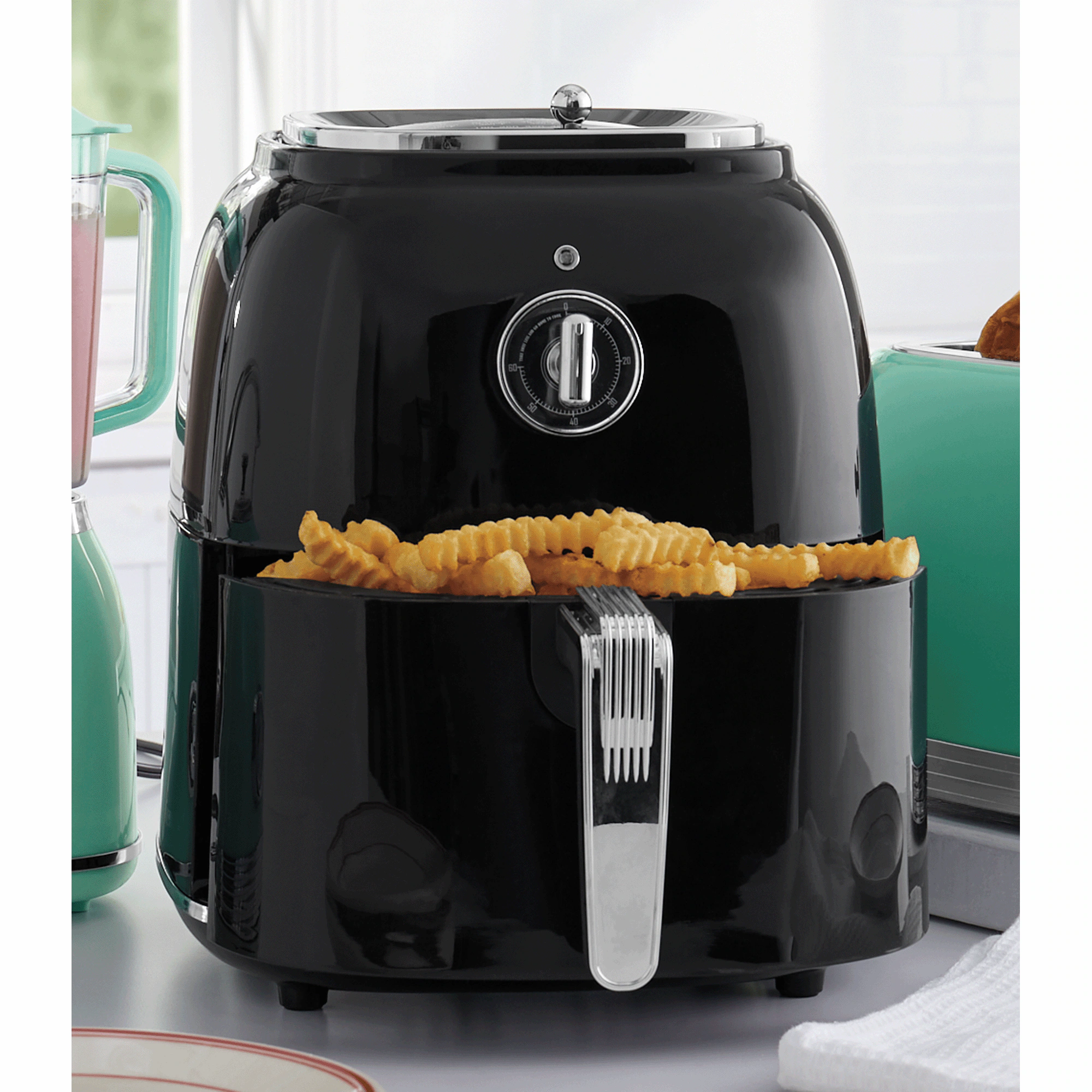 Retro 4.5-qt. Air Fryer 2 Retro 4.5-qt. Air Fryer