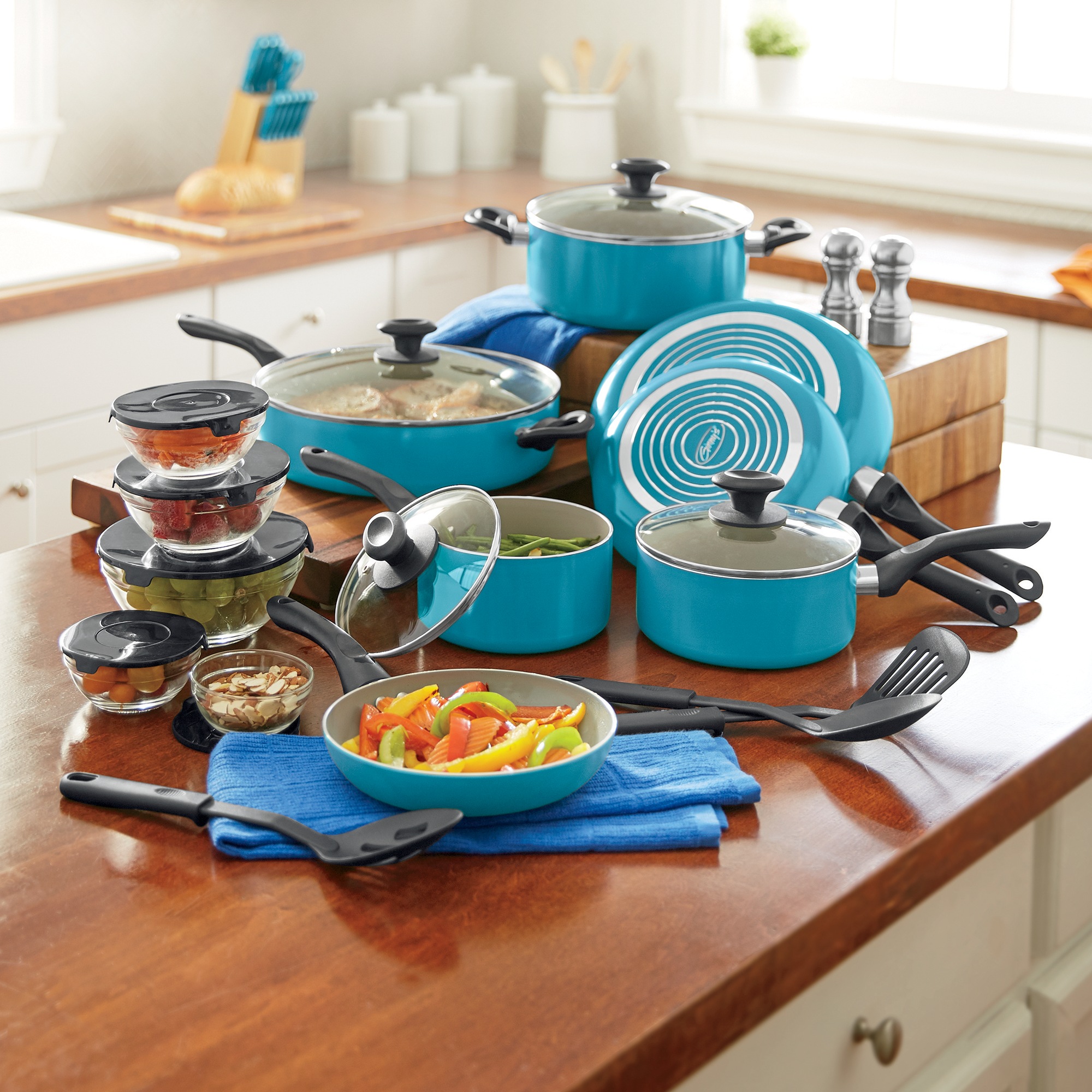 Ginny's 24-Piece Nonstick Kitchen Essentials Cookware Set 13 Ginny's 24-Piece Nonstick Kitchen Essentials Cookware Set