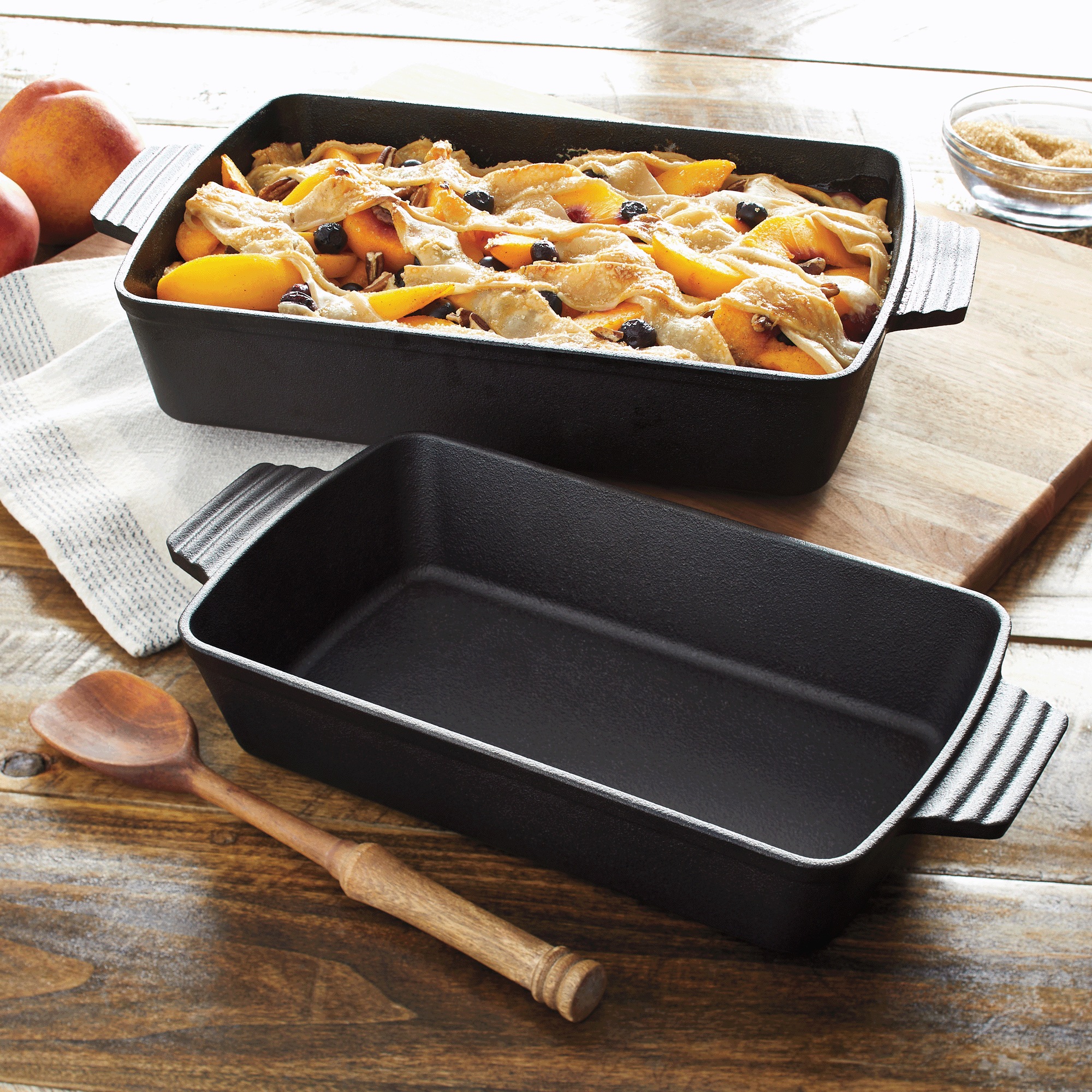 Set of 2 Pre-Seasoned Cast Iron Roasting Pans 2 Set of 2 Pre-Seasoned Cast Iron Roasting Pans
