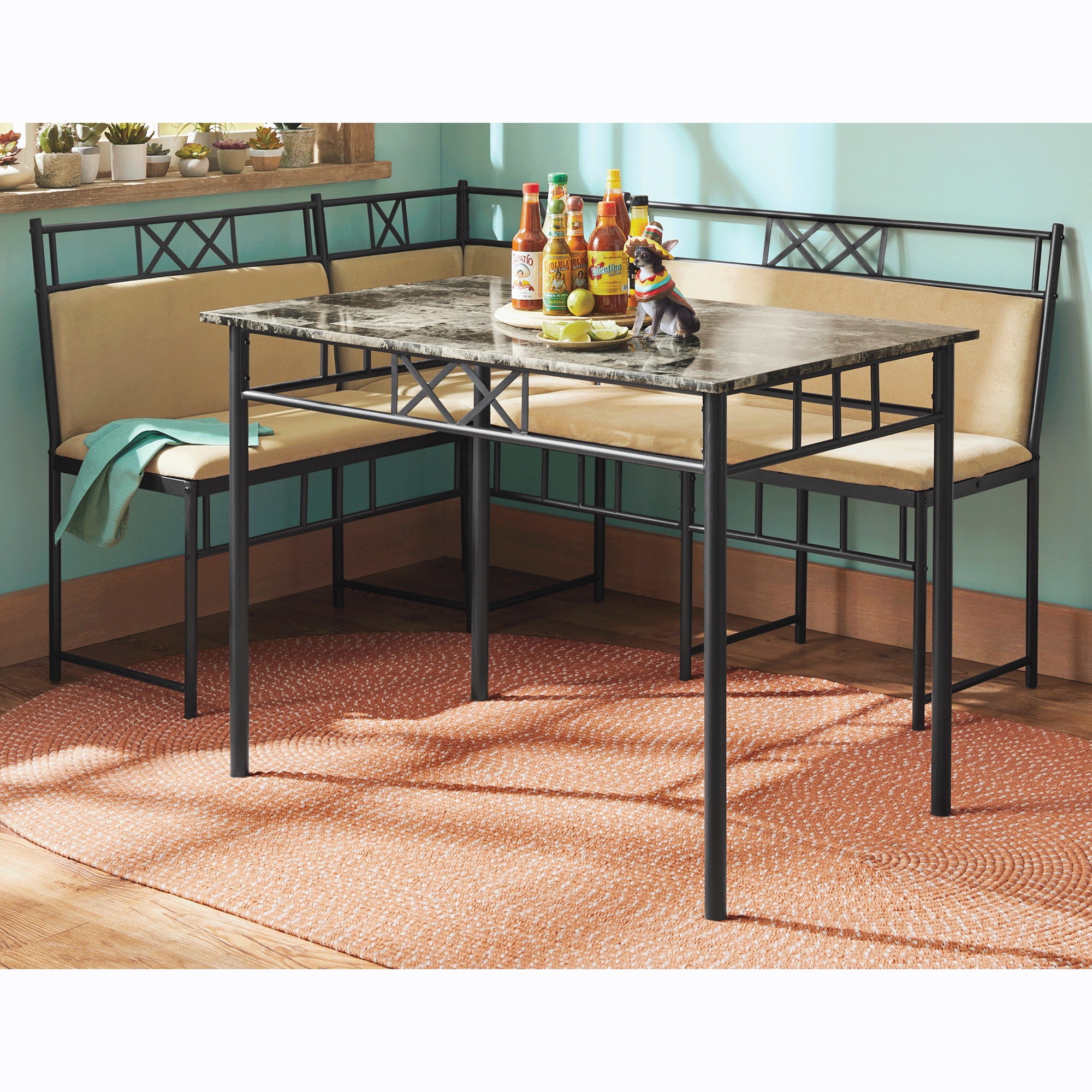 Indoor/Outdoor Sunny Braided Rug
