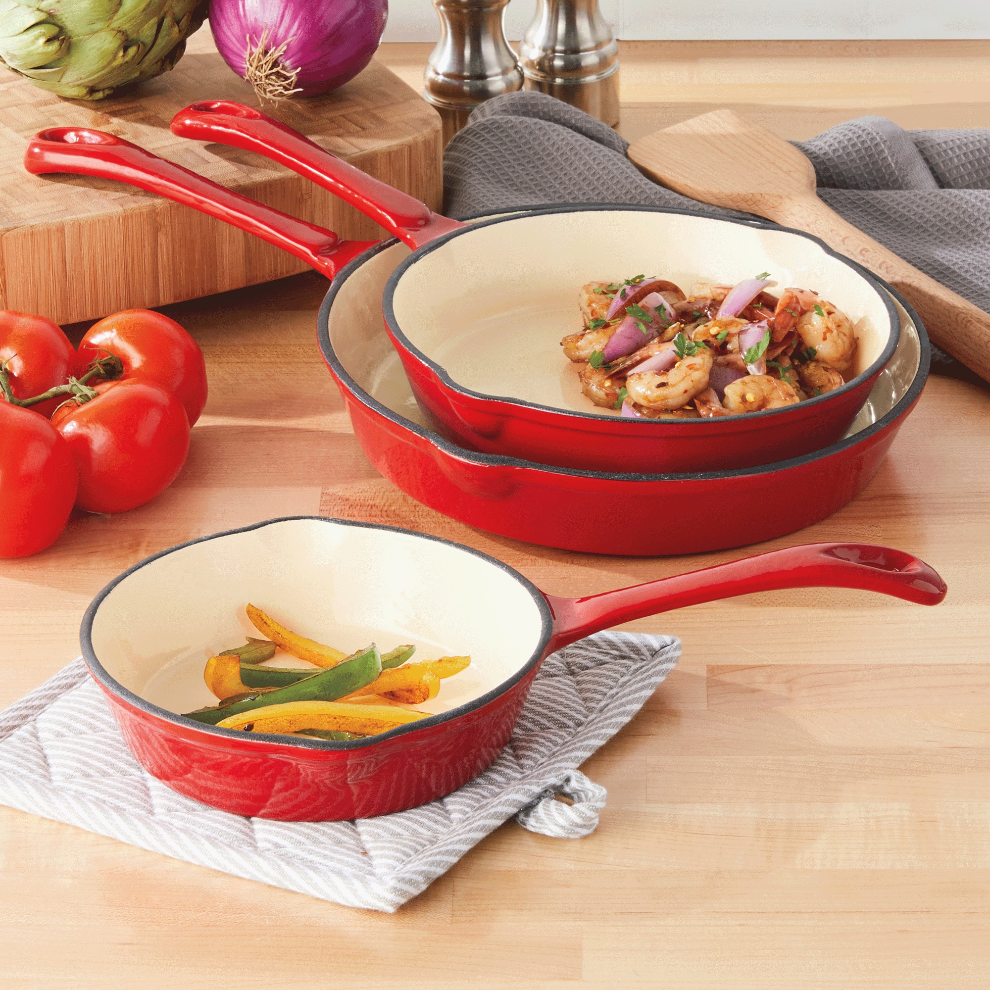 3-Piece Enameled Cast Iron Skillet Set 4 3-Piece Enameled Cast Iron Skillet Set