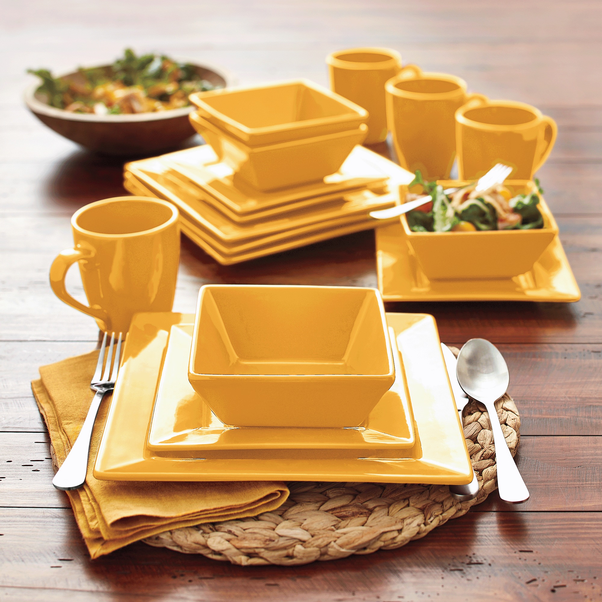 16-Piece Modern Square Dinnerware Set in Solid Colors