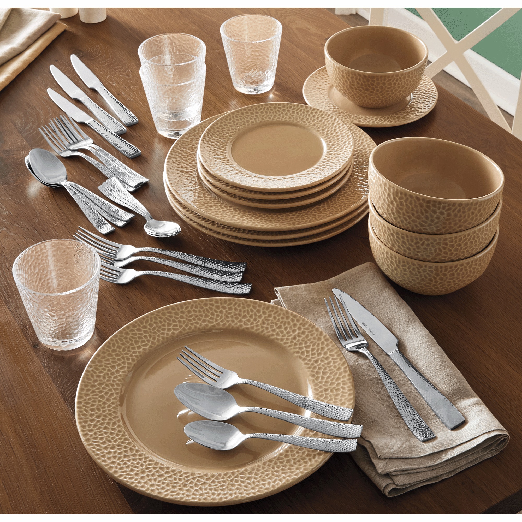 36-Piece Solid Round Dinnerware Set
