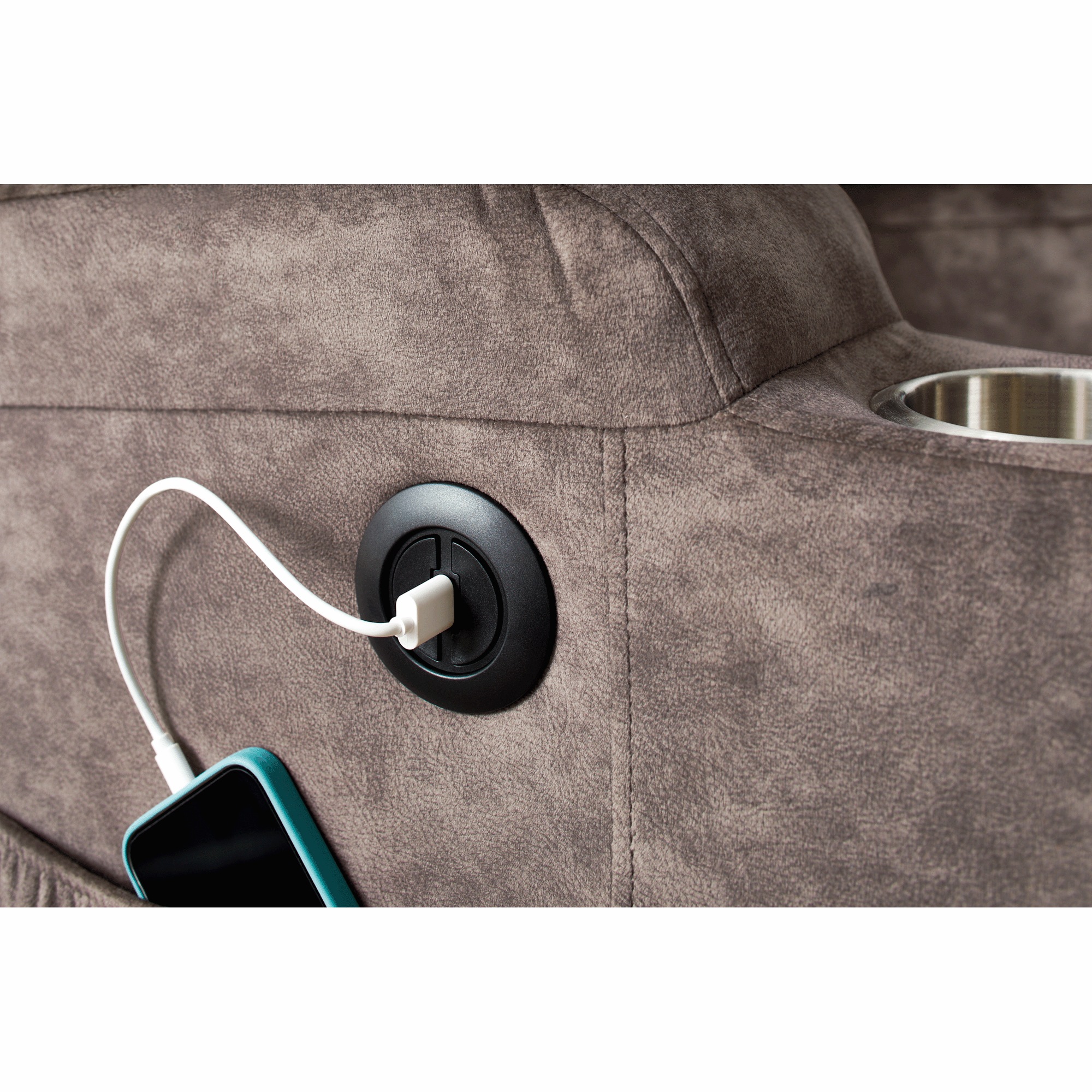 Roswell Plush Powered Recliner with USB