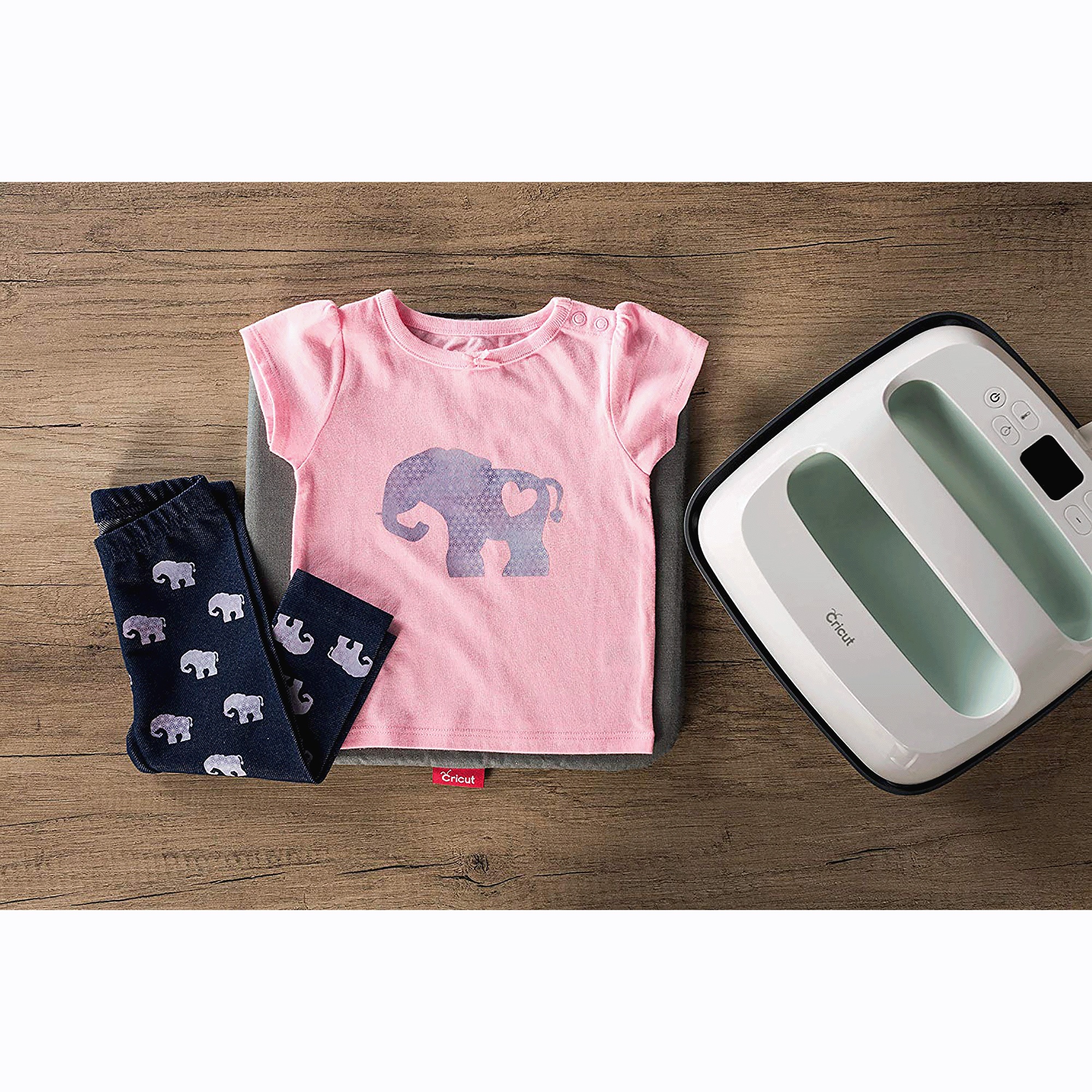 Cricut EasyPress 3 - 9 x 9 3 Cricut EasyPress 3 - 9 x 9