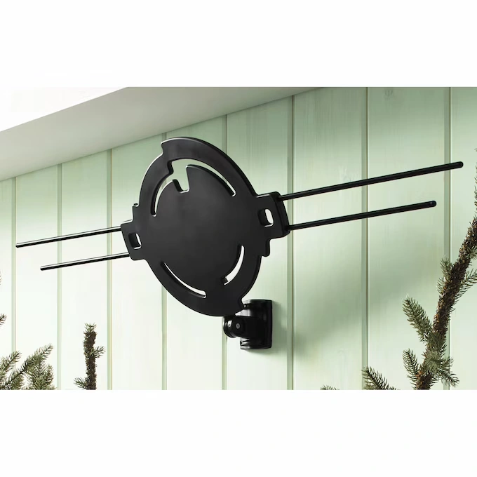 RCA Outdoor/Attic HD Antenna 1 RCA Outdoor/Attic HD Antenna