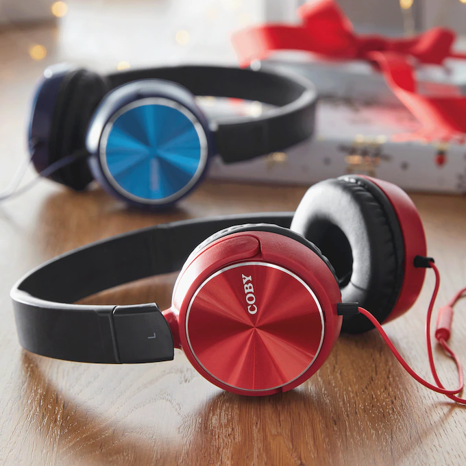 Coby Wired Stereo Headphones 1 Coby Wired Stereo Headphones
