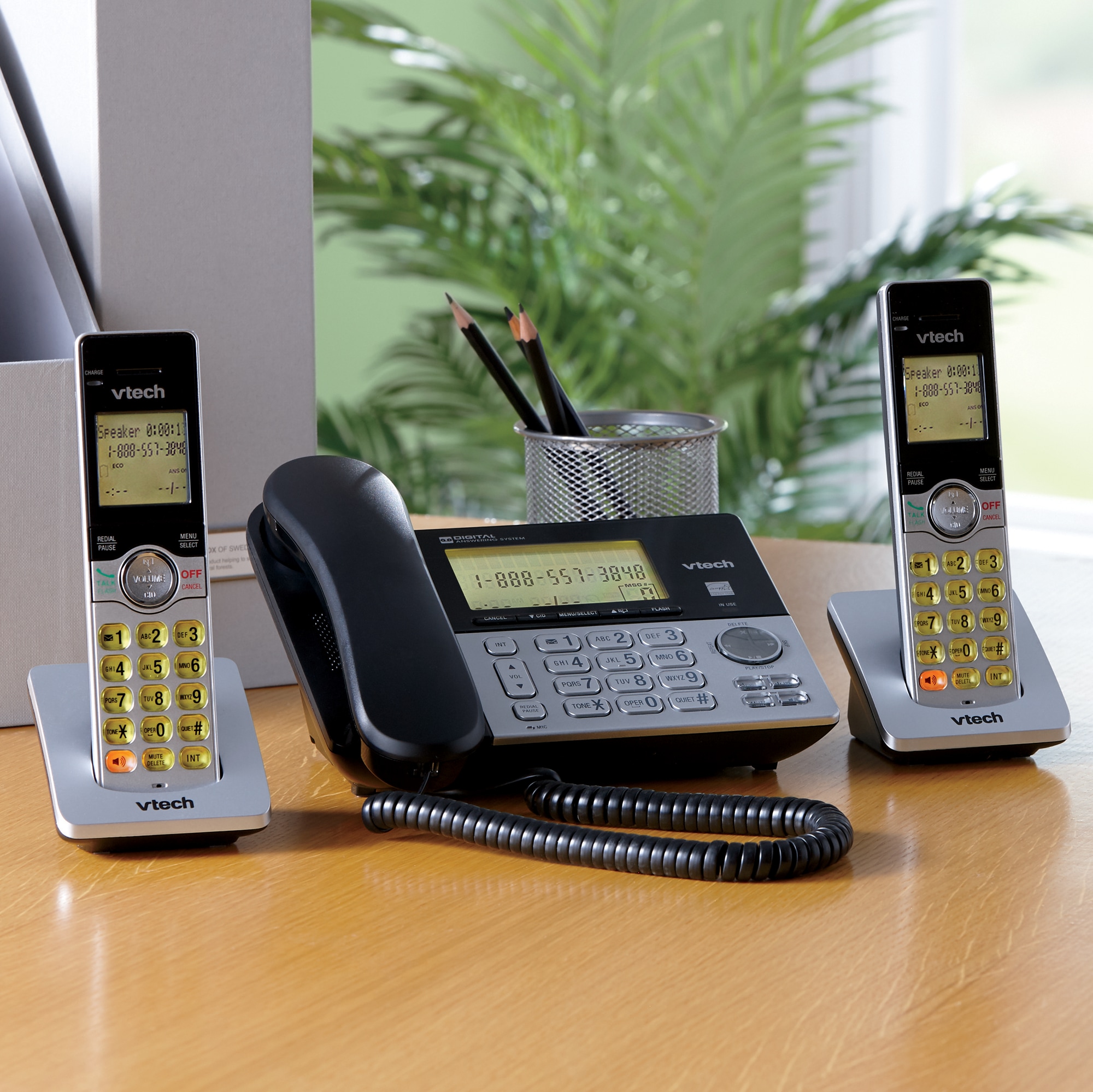 Vtech Corded/Cordless Phone System with Answering Machine 1 Vtech Corded/Cordless Phone System with Answering Machine