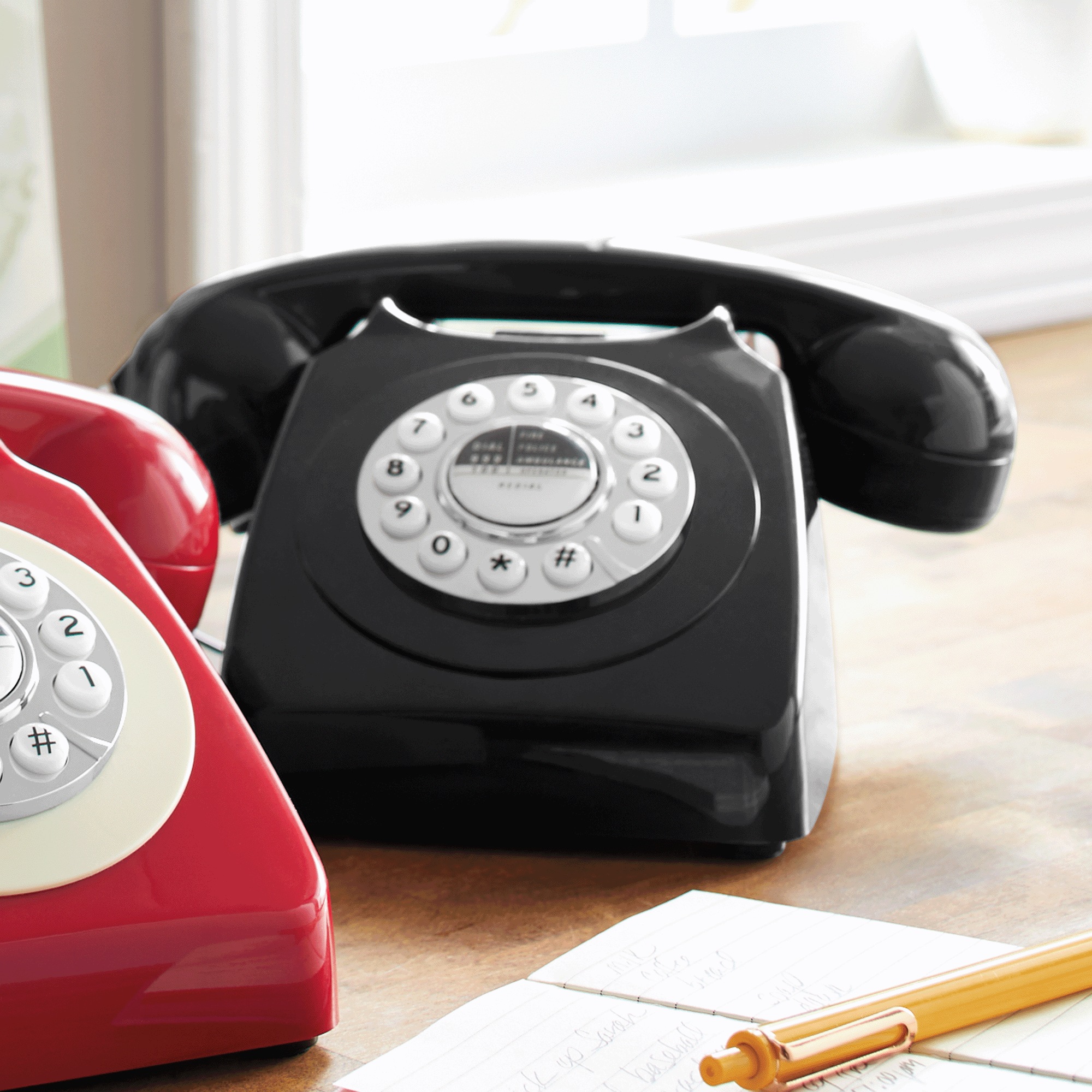 Novelty Retro-Style Phone 2 Novelty Retro-Style Phone