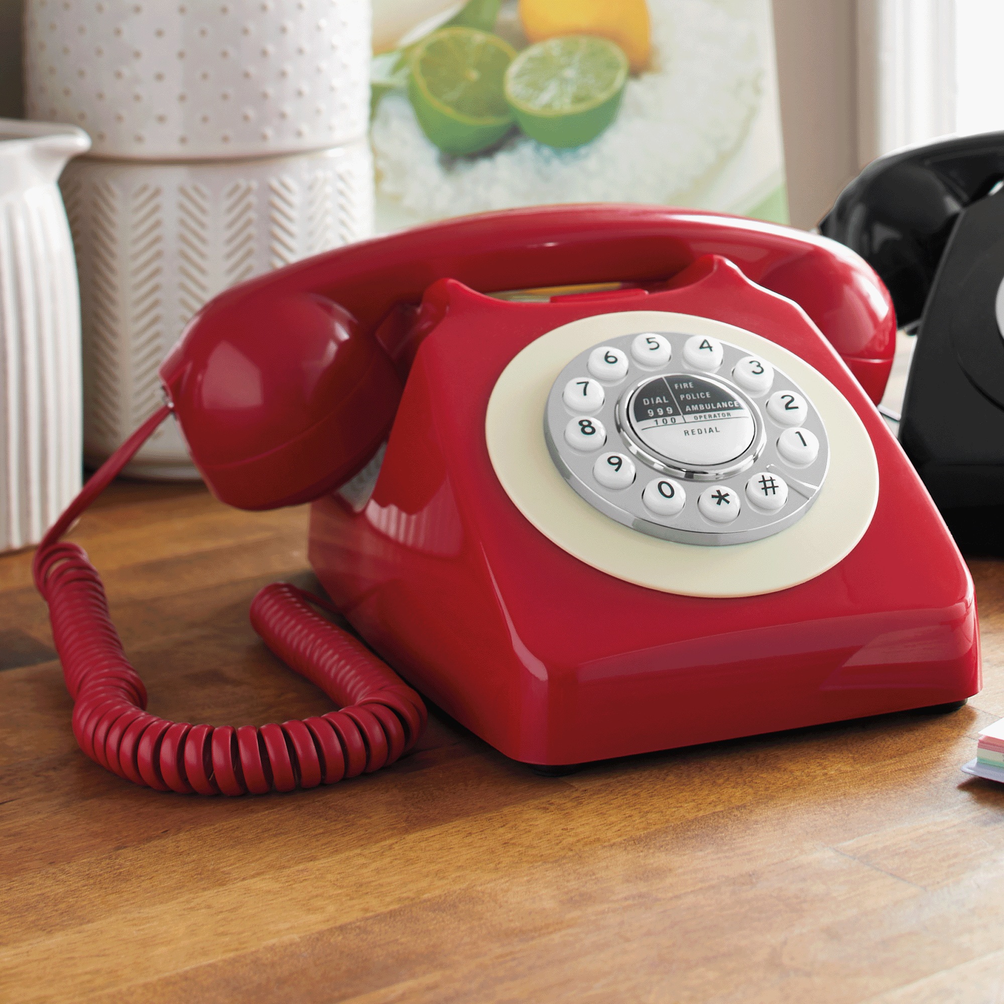 Novelty Retro-Style Phone 3 Novelty Retro-Style Phone