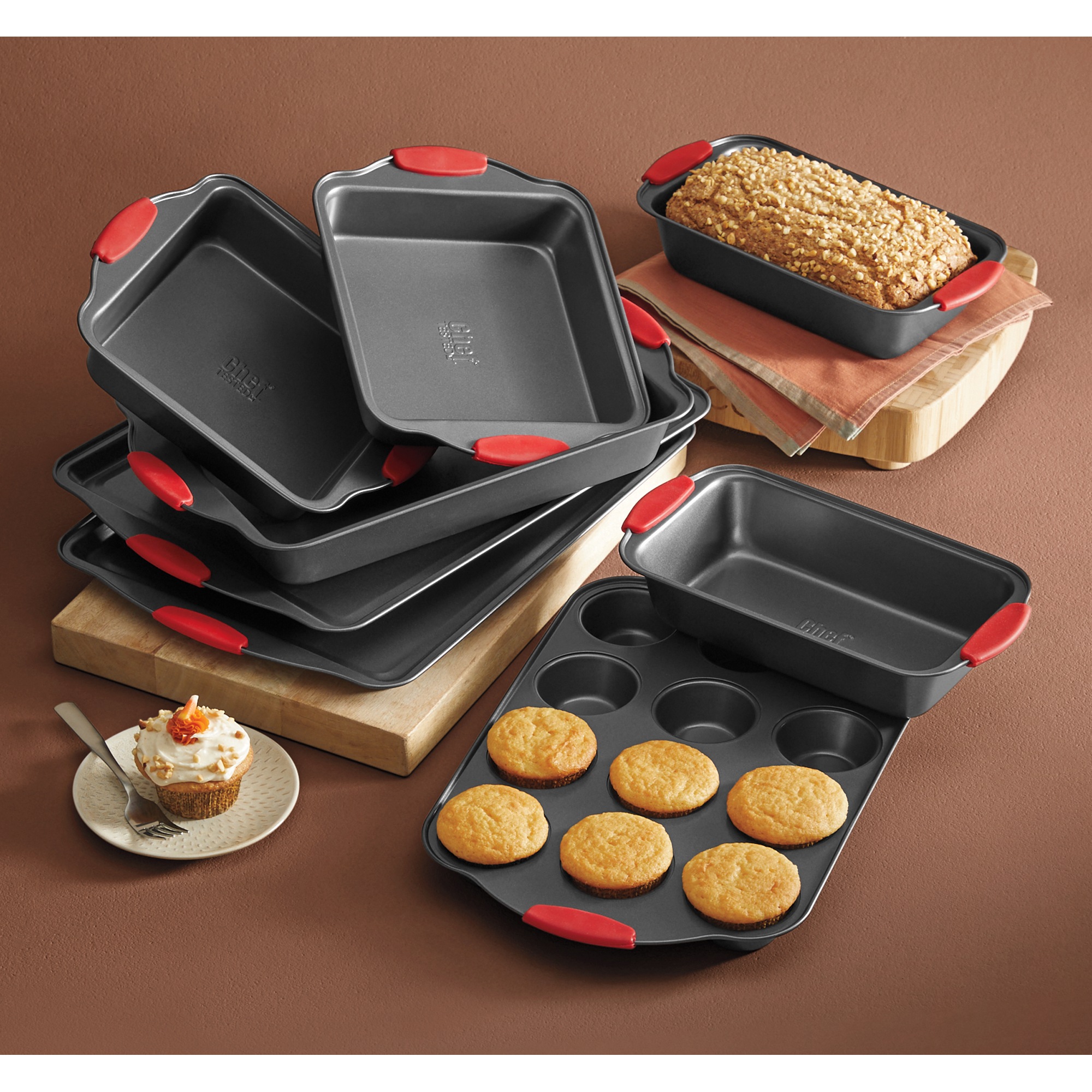 Chef Tested 8-Piece Bakeware Set with Silicone Handles