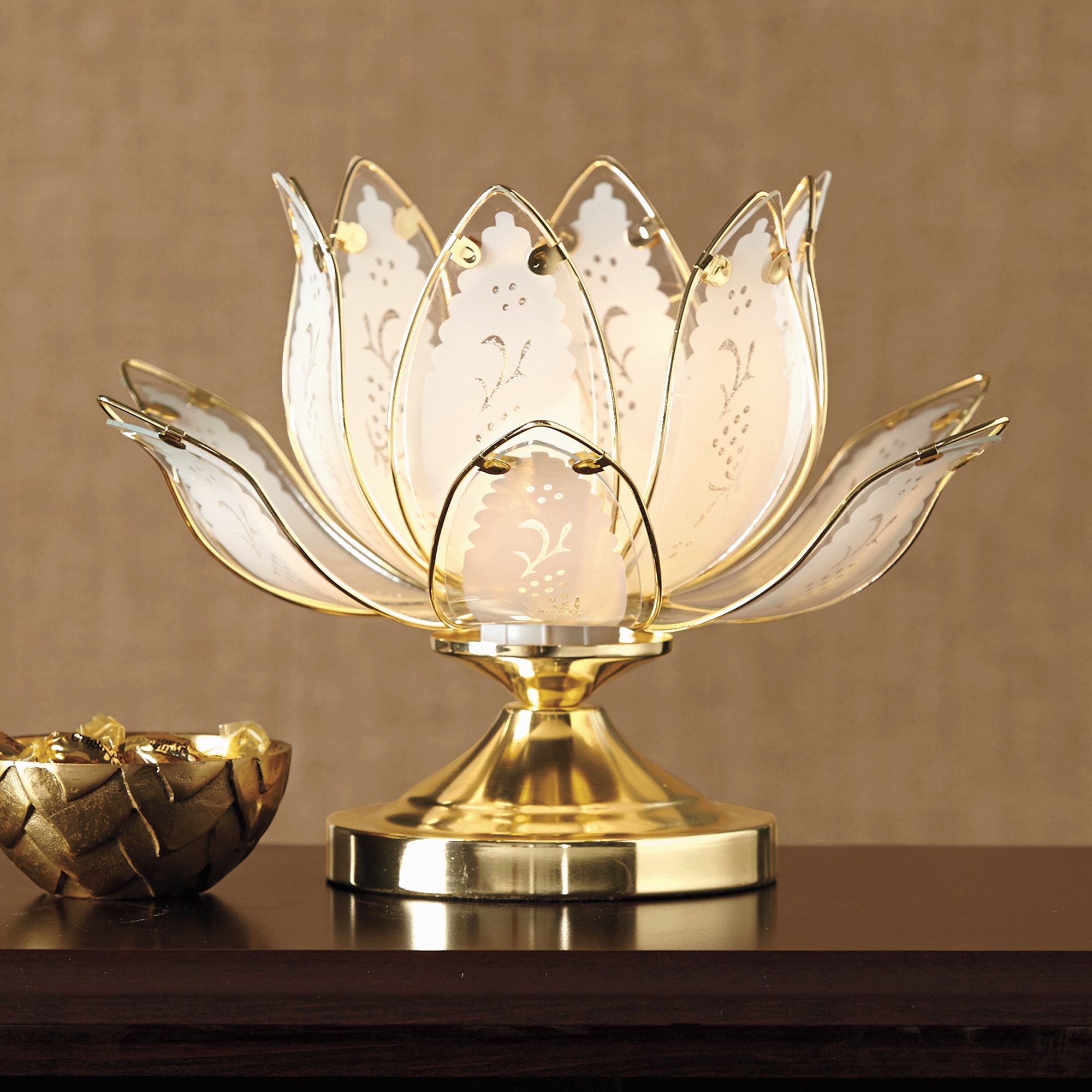 Lotus Touch Lamp