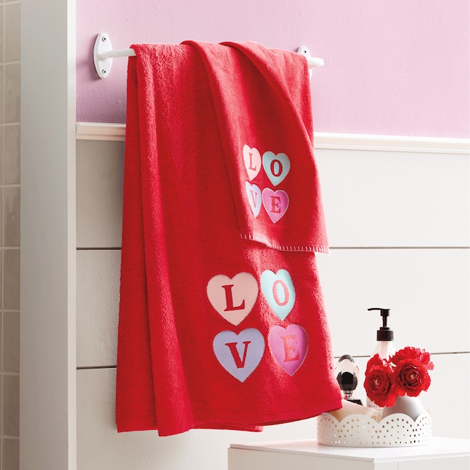 Valentine 2-Piece Towel Set