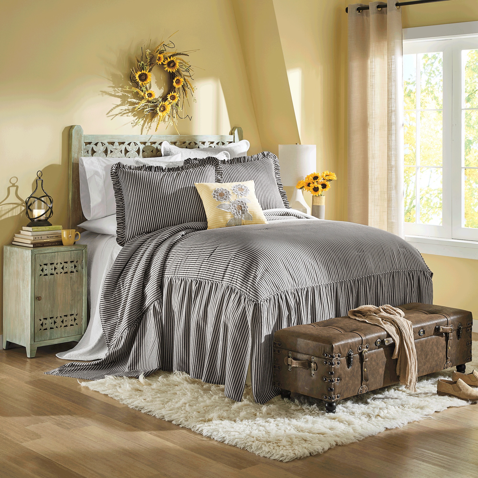 Iona Weathered Nightstand