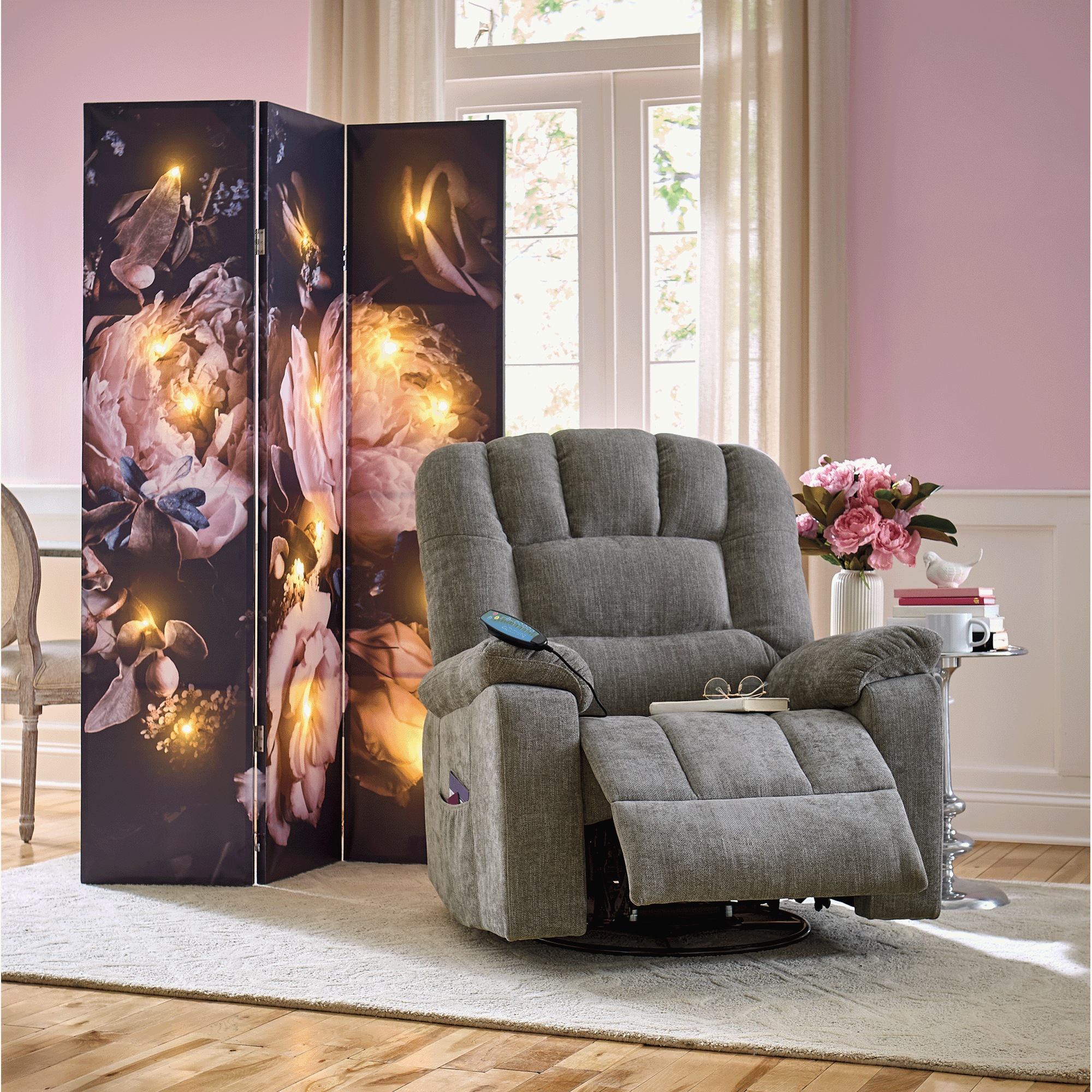 Lit Romantic Floral Room Screen 2 Lit Romantic Floral Room Screen