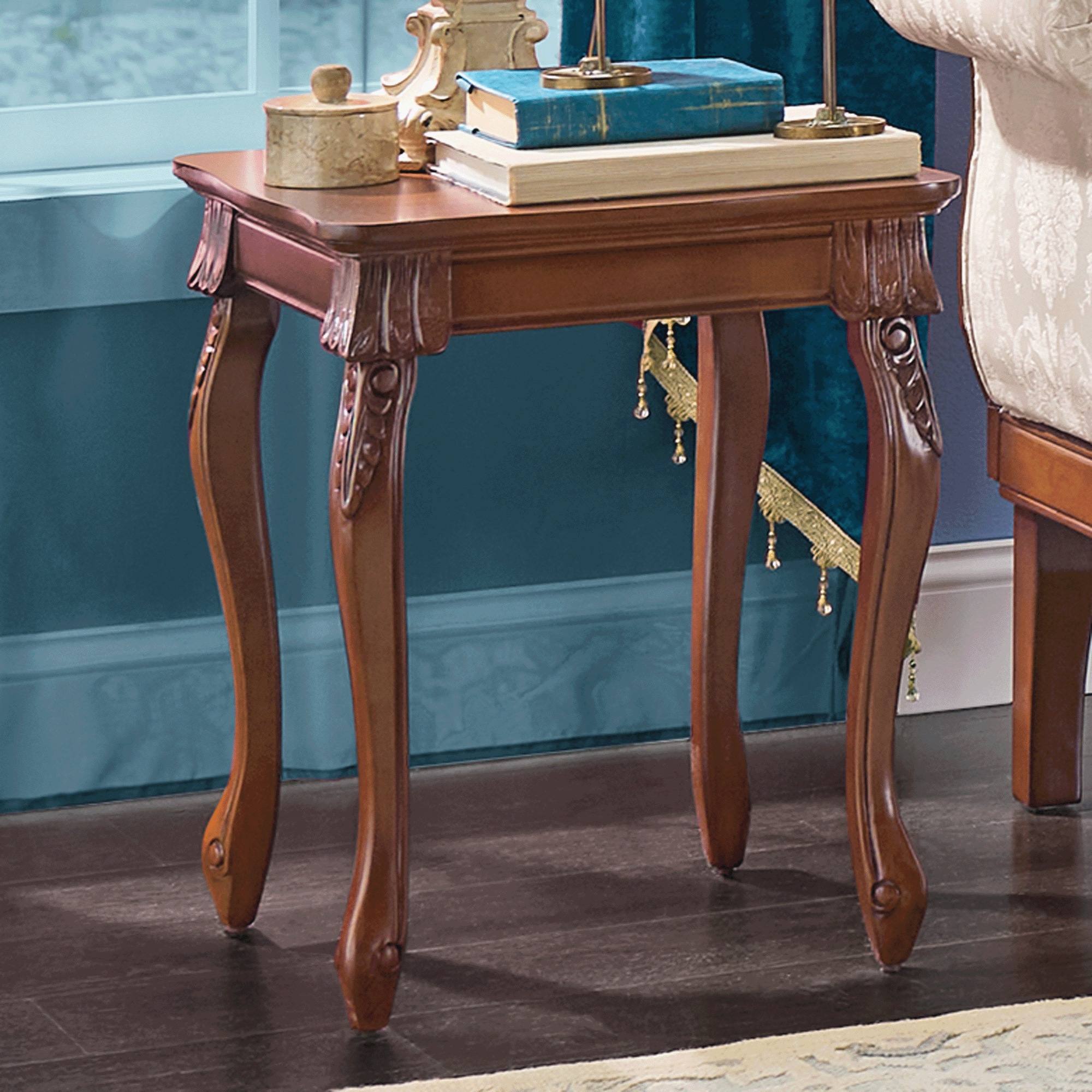 Lillianna Carved Traditional Furniture