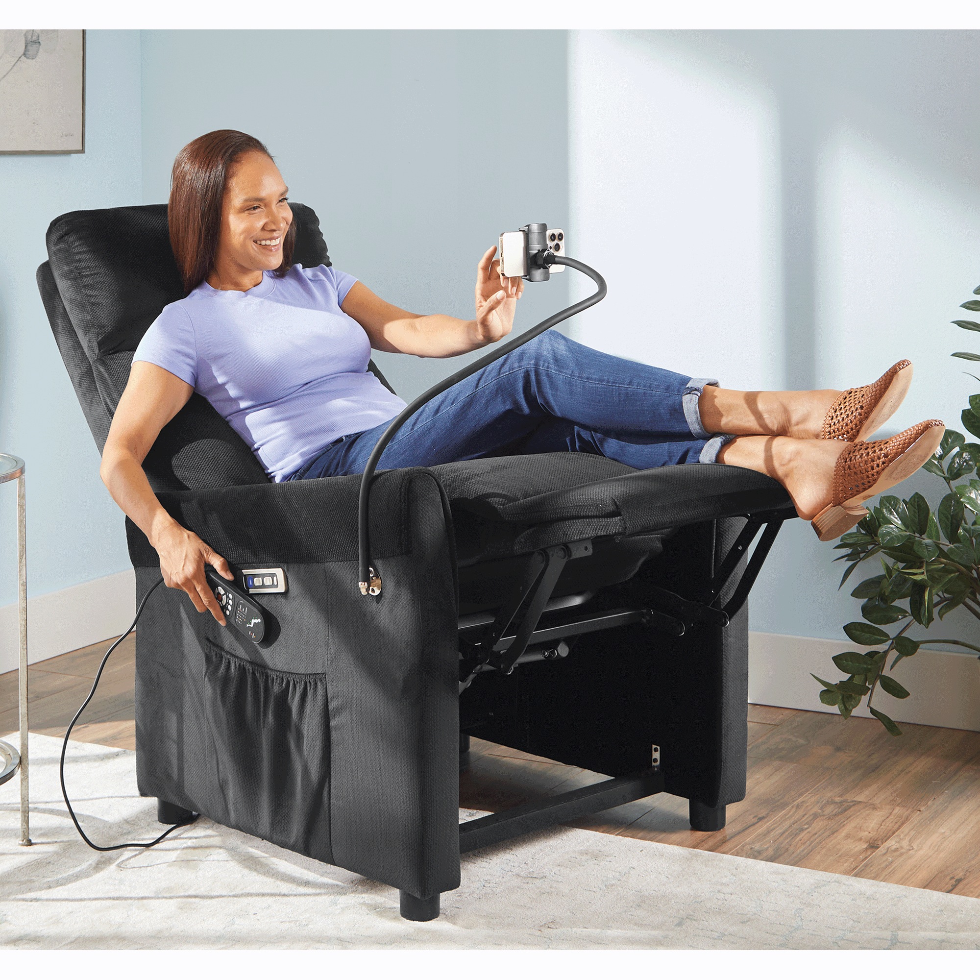 Plush Powered Zero Gravity Chair
