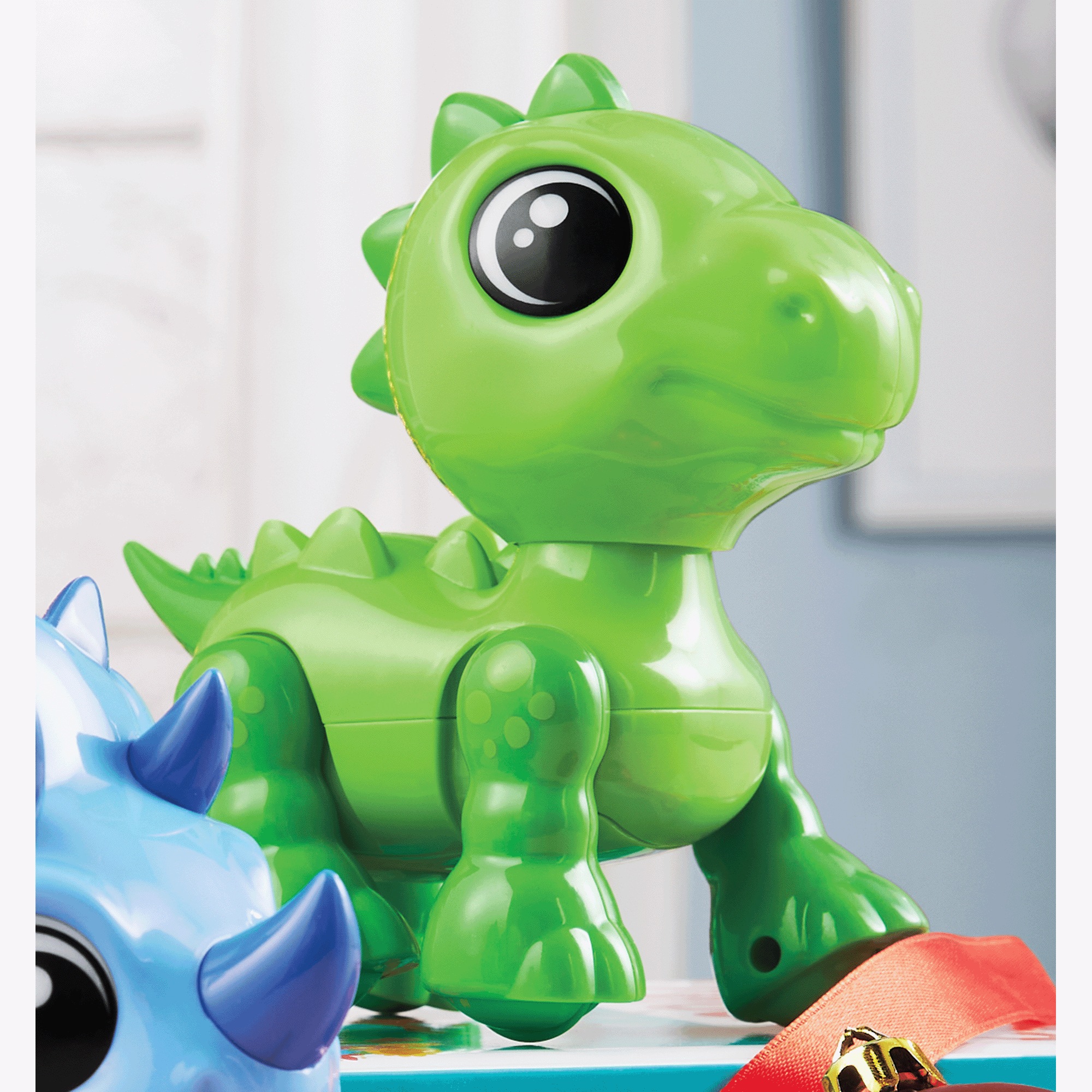 Dino Heads Up Robot 3 Dino Heads Up Robot