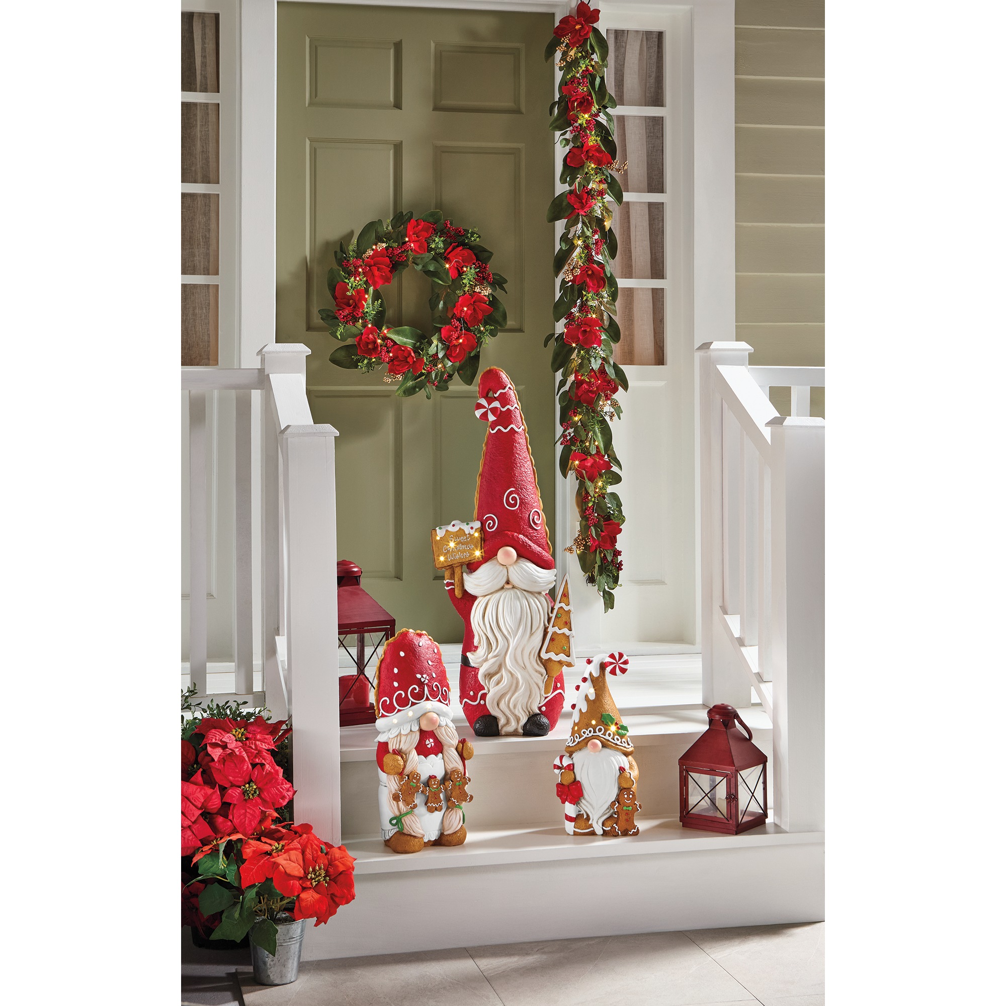 Lit Outdoor Poinsettia Wreath & Garland