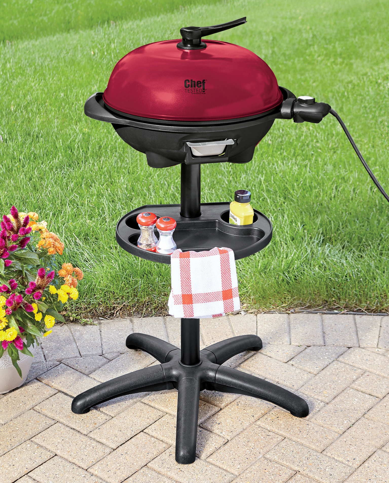 Chef Tested Indoor/Outdoor Electric Grill by Montgomery Ward 3 Chef Tested Indoor/Outdoor Electric Grill by Montgomery Ward
