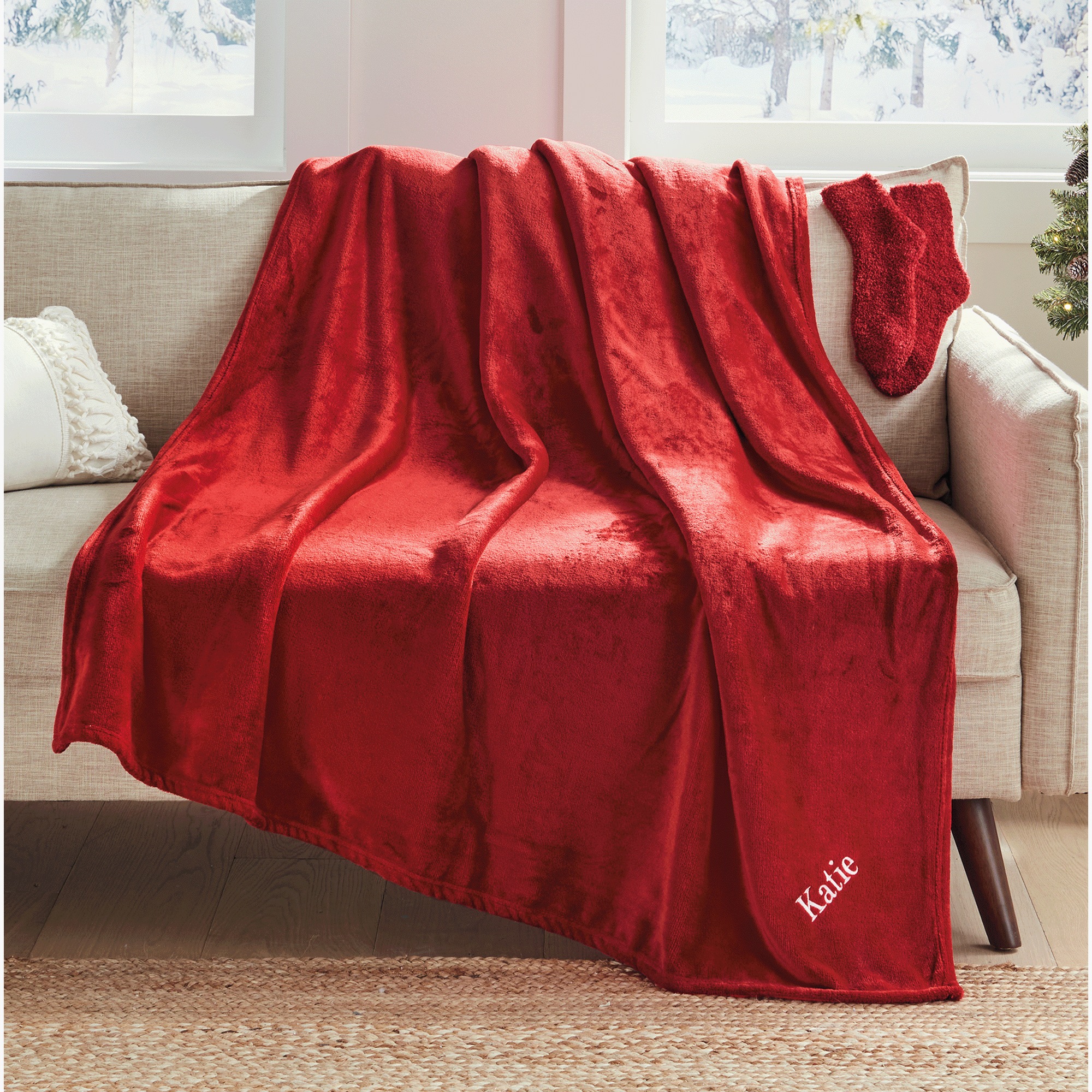 Snuggly Throw Blanket and Socks Gift Set 2 Snuggly Throw Blanket and Socks Gift Set