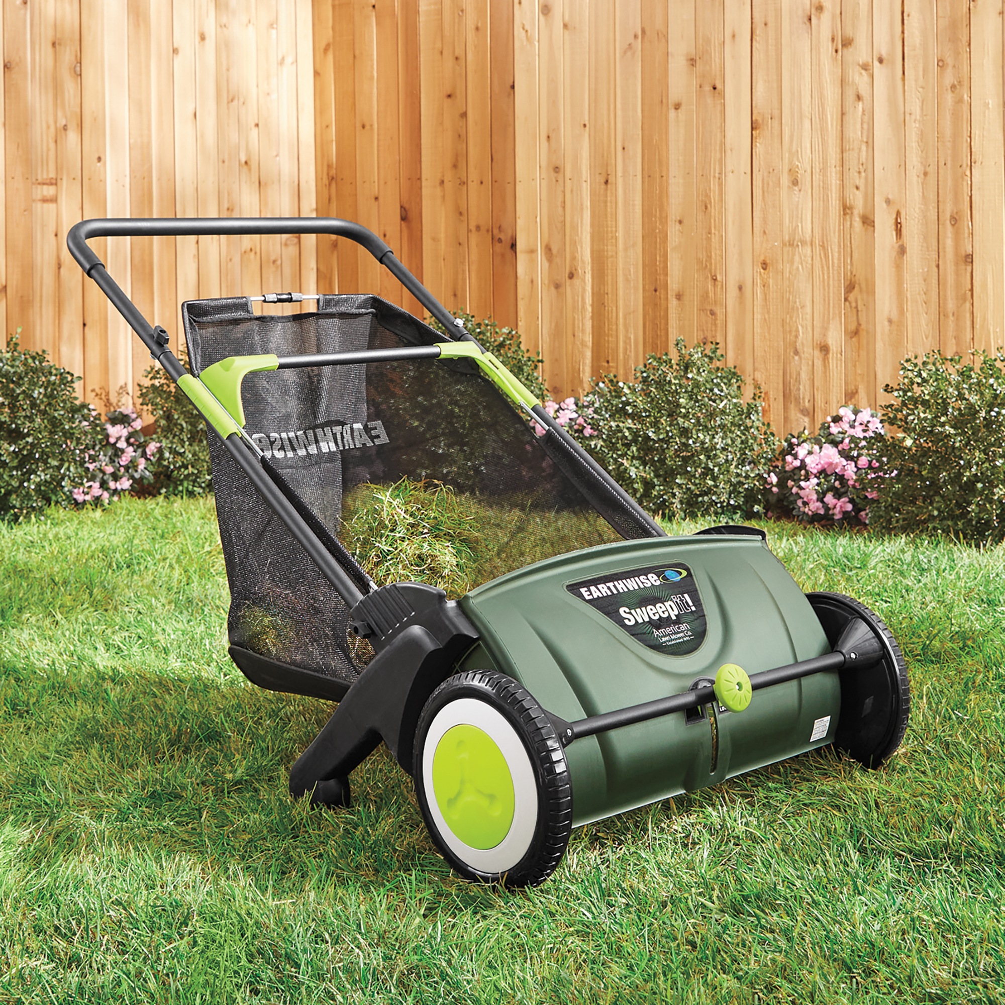 Earthwise 21" Lawn Sweeper