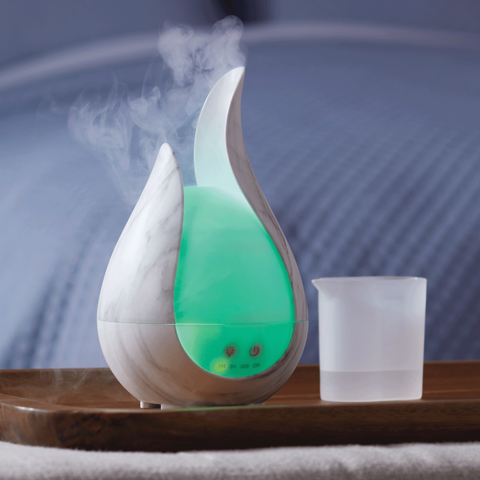 Color-Changing Faux-Marble Aroma Diffuser 2 Color-Changing Faux-Marble Aroma Diffuser