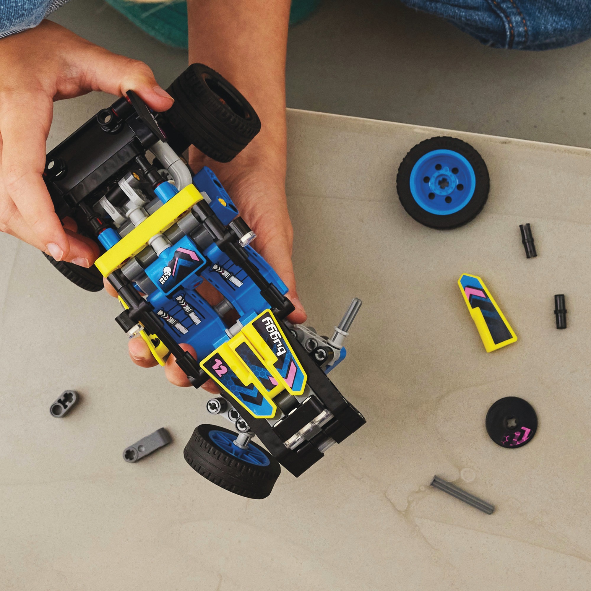 LEGO Technic Off-Road Race Buggy