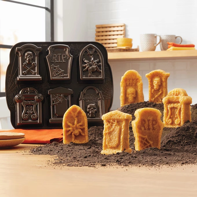 Nordic Ware Tombstone Cakelet Pan