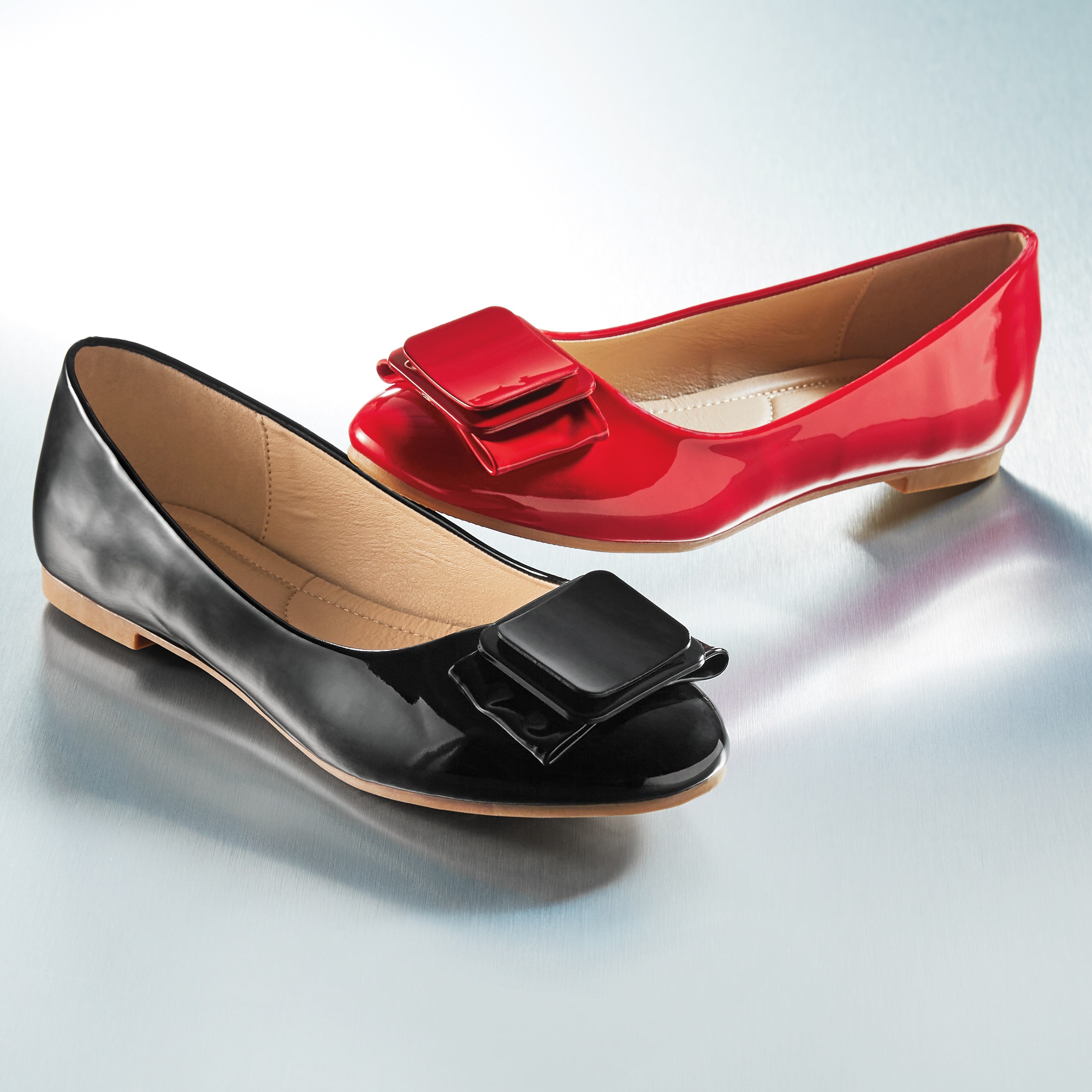 Classique Faux-Patent Bow Flat for Women