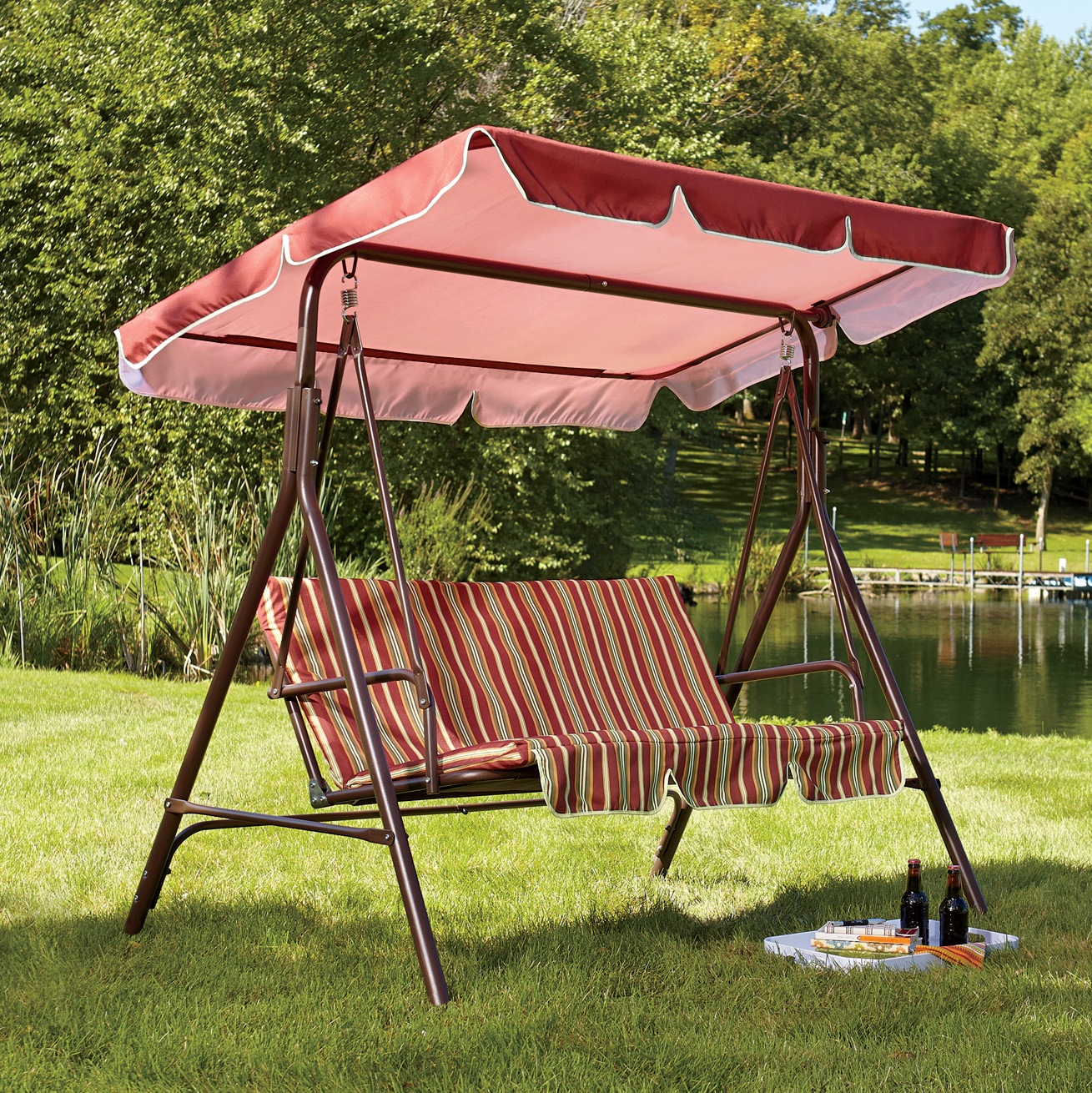 Striped Lawn Swing 4 Striped Lawn Swing