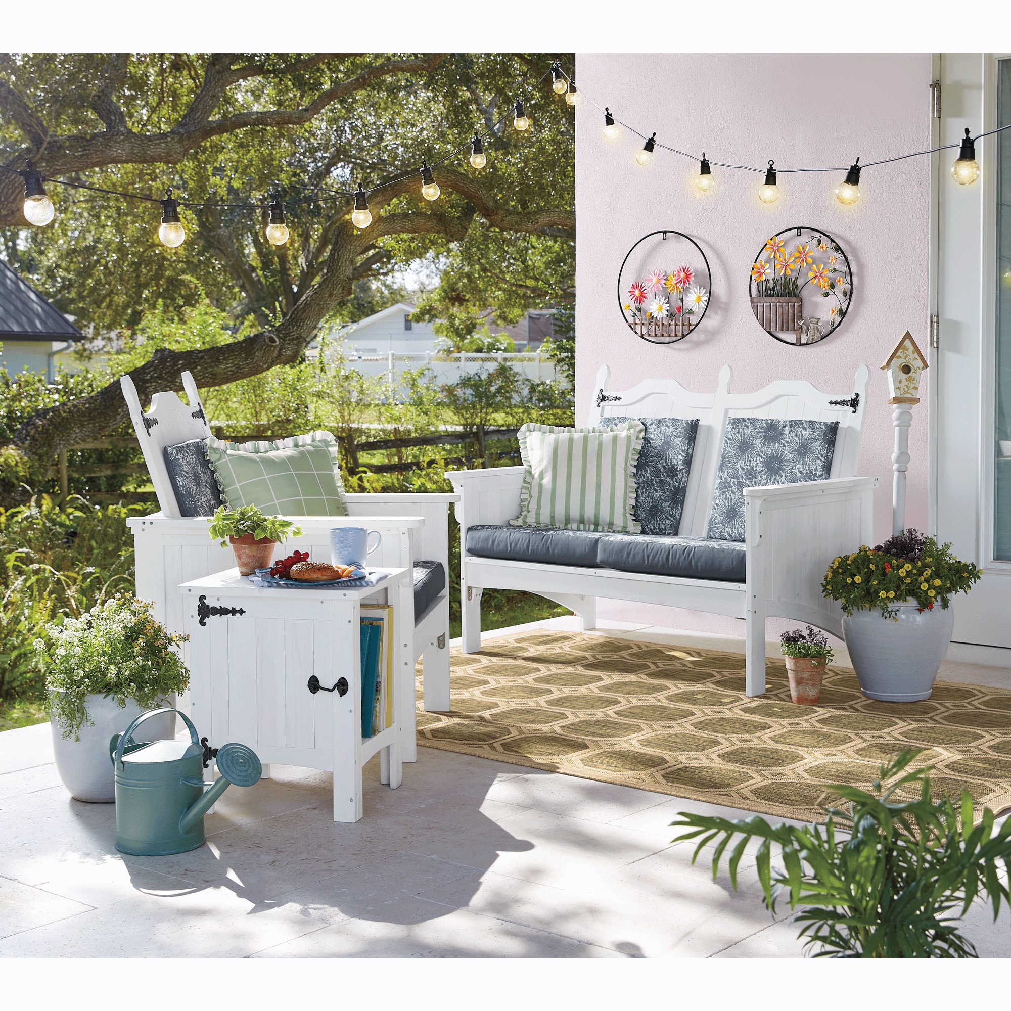 Picket Fence Table