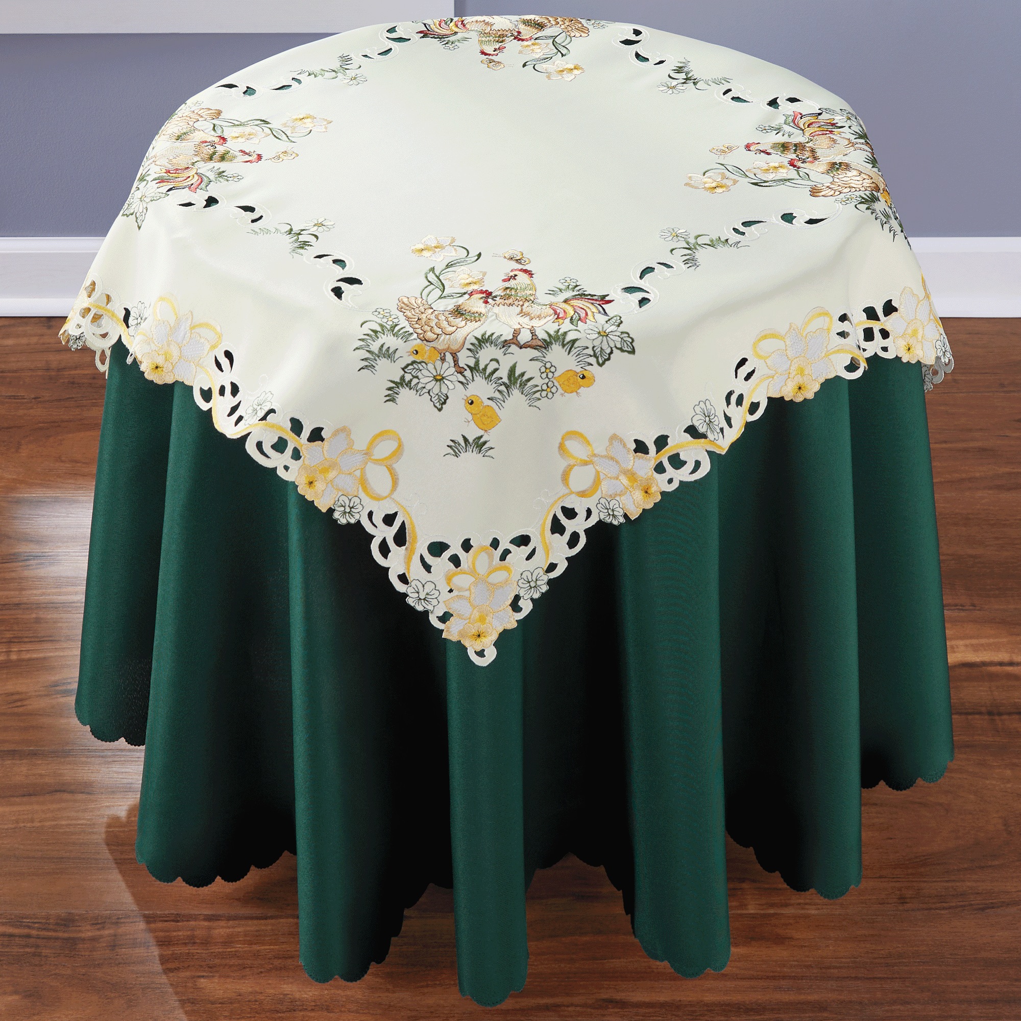 Rooster Table Linens